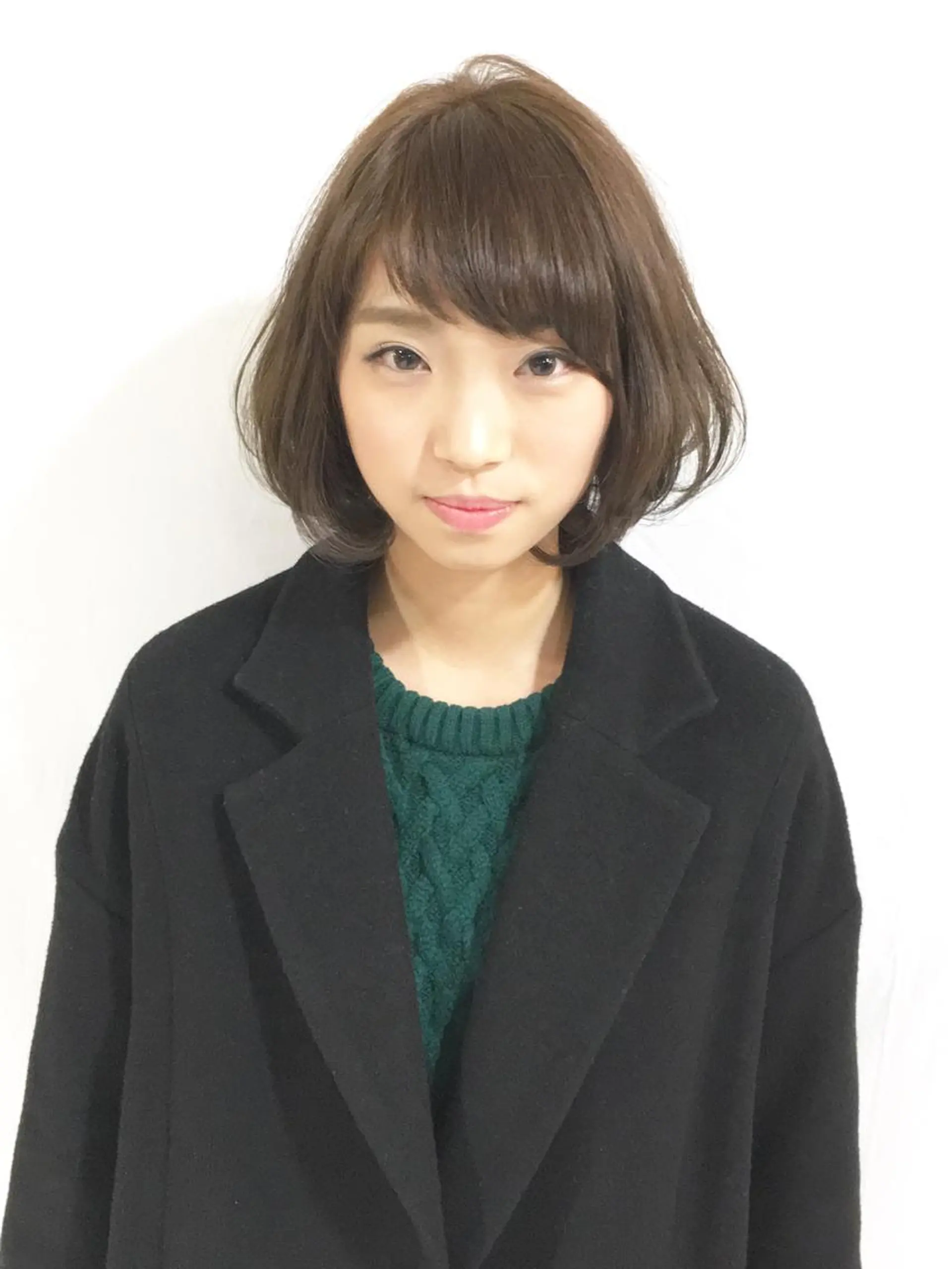 ショート ミディアム カラー パーマ アッシュ ボブ LUCK本厚木 浦住 貴大のヘアスタイル