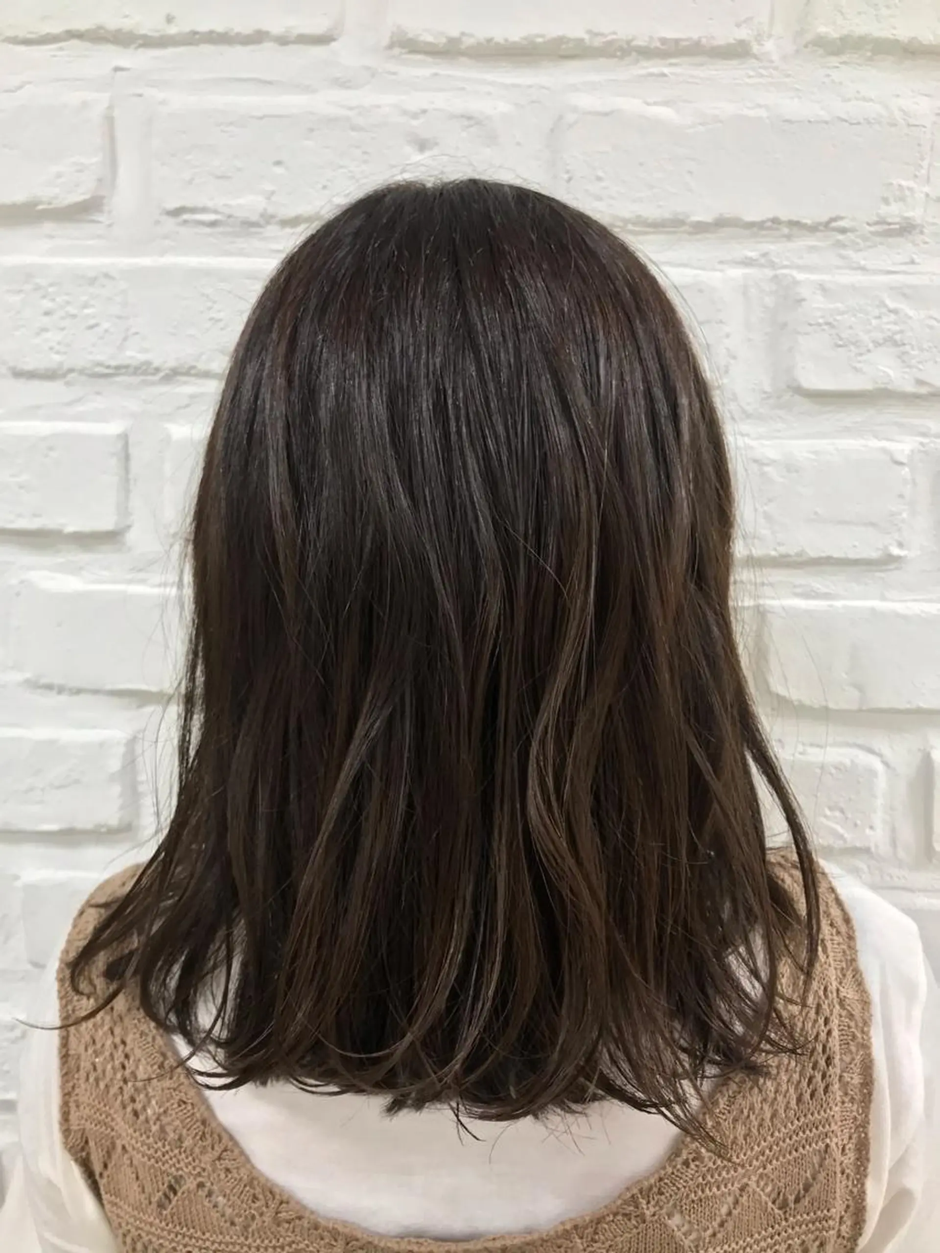 セミロング カラー ベージュカラー 透明感カラー イルミナカラー 【暖色カラー特化】 中山由梨のヘアスタイル