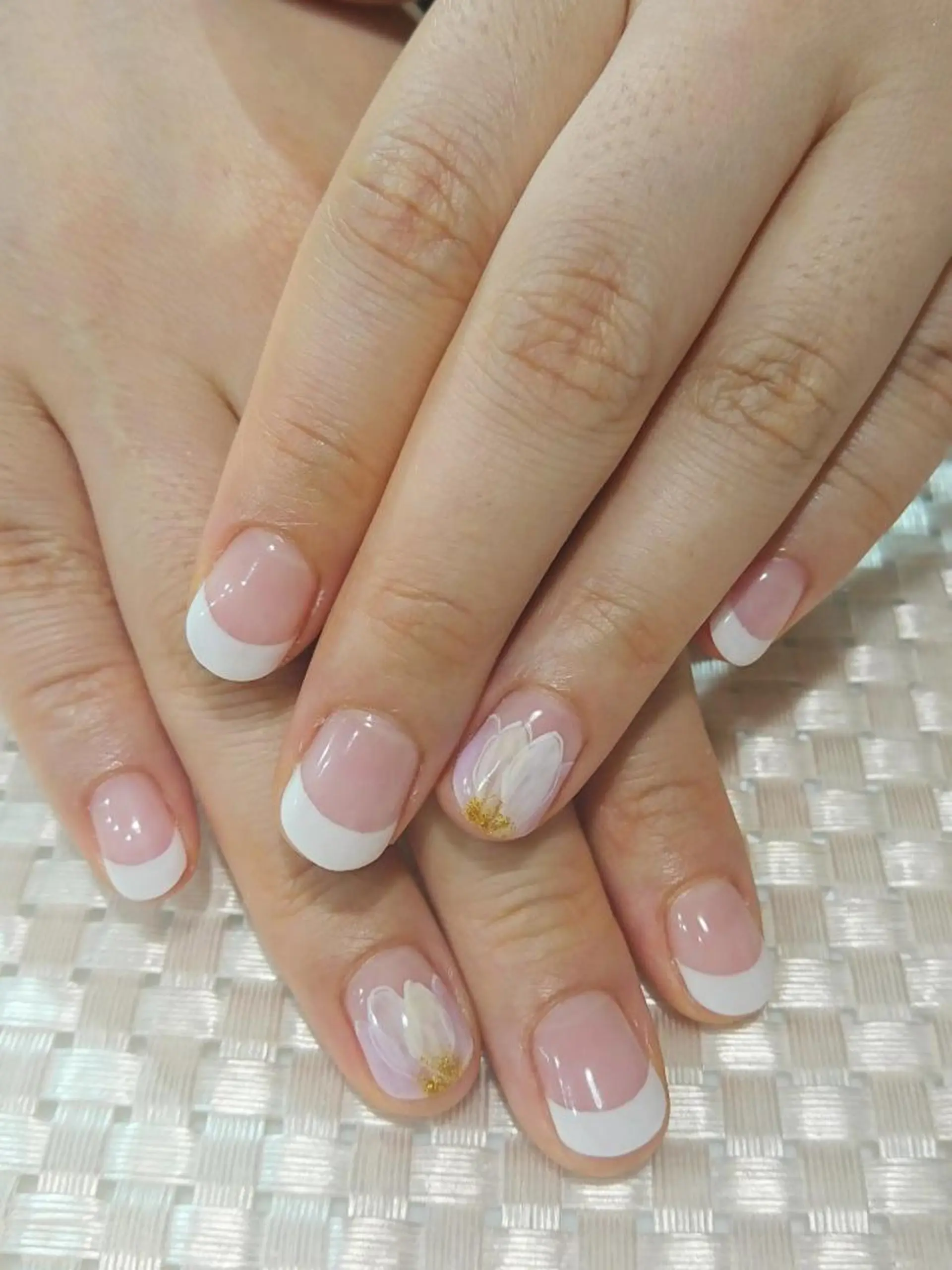 ネイル フラワーネイル フレンチネイル ハンドネイル みー shakushiroのネイルデザイン