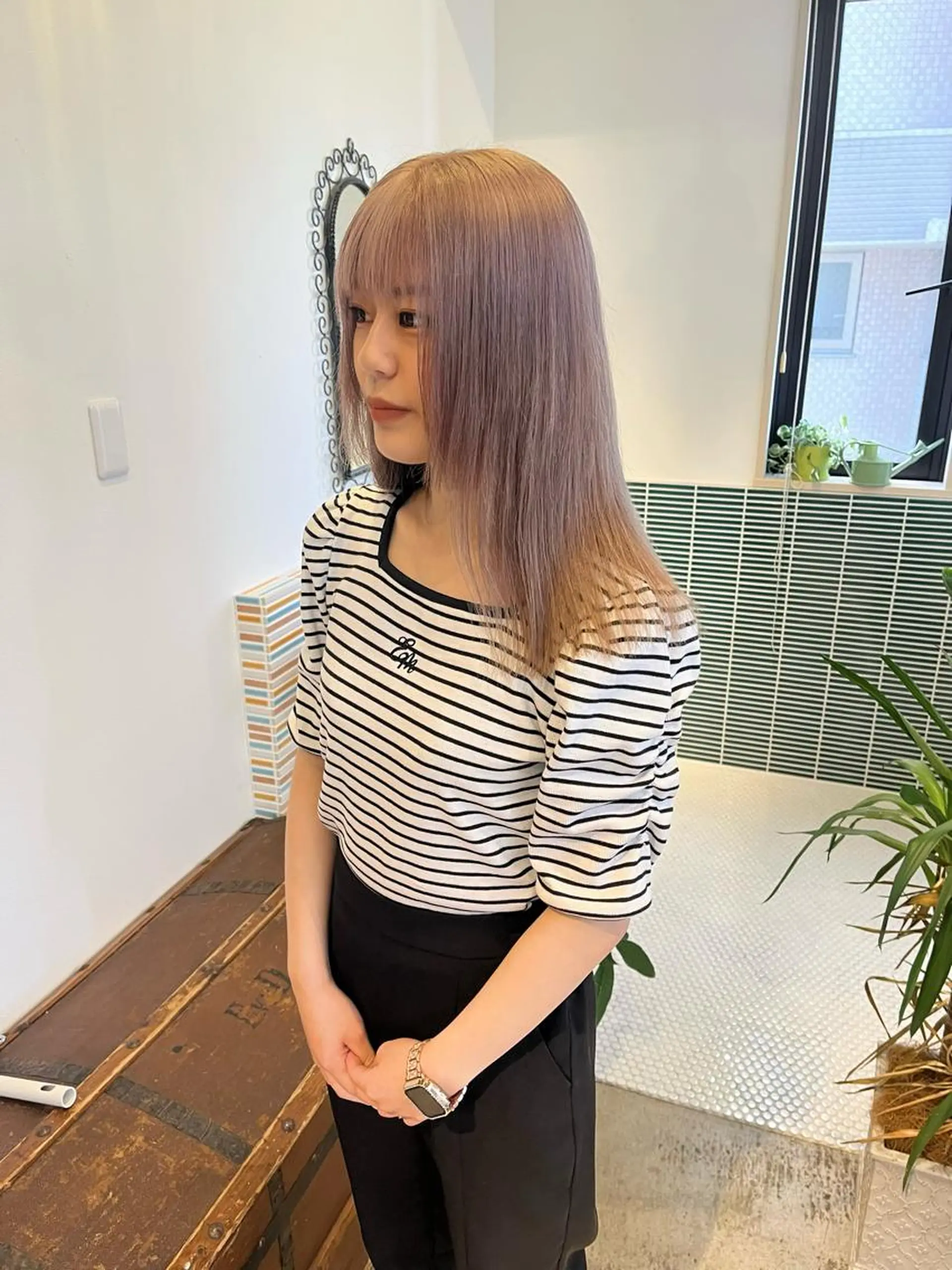 ミディアム カラー ブリーチ カット ヘアカラー トリートメント 🩷ハイトーン透明感 レイヤー🩷ユリカのヘアスタイル