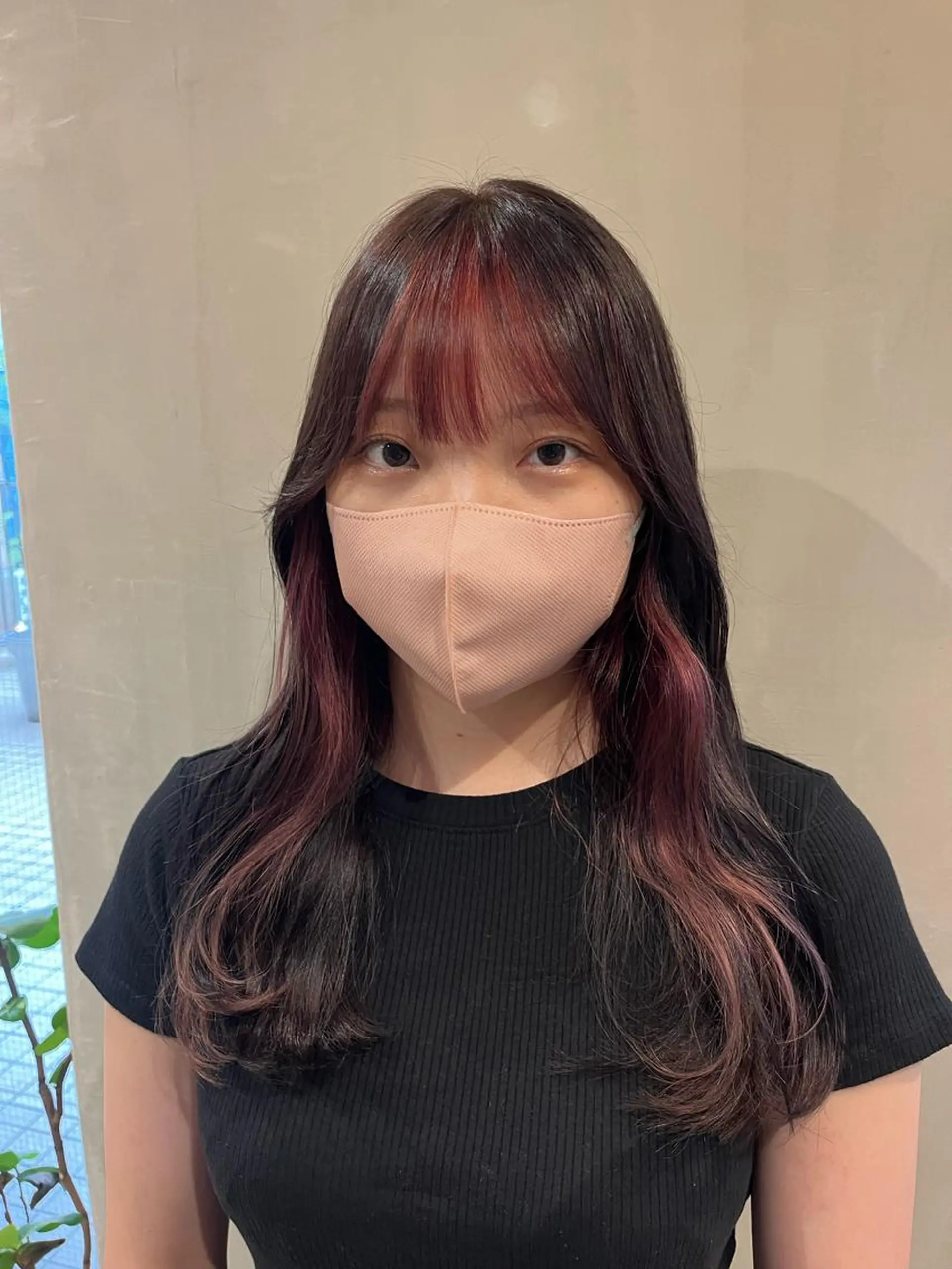 カラー ピンクカラー こまつばらみお/レイ ヤー/ダブルカラーのヘアスタイル