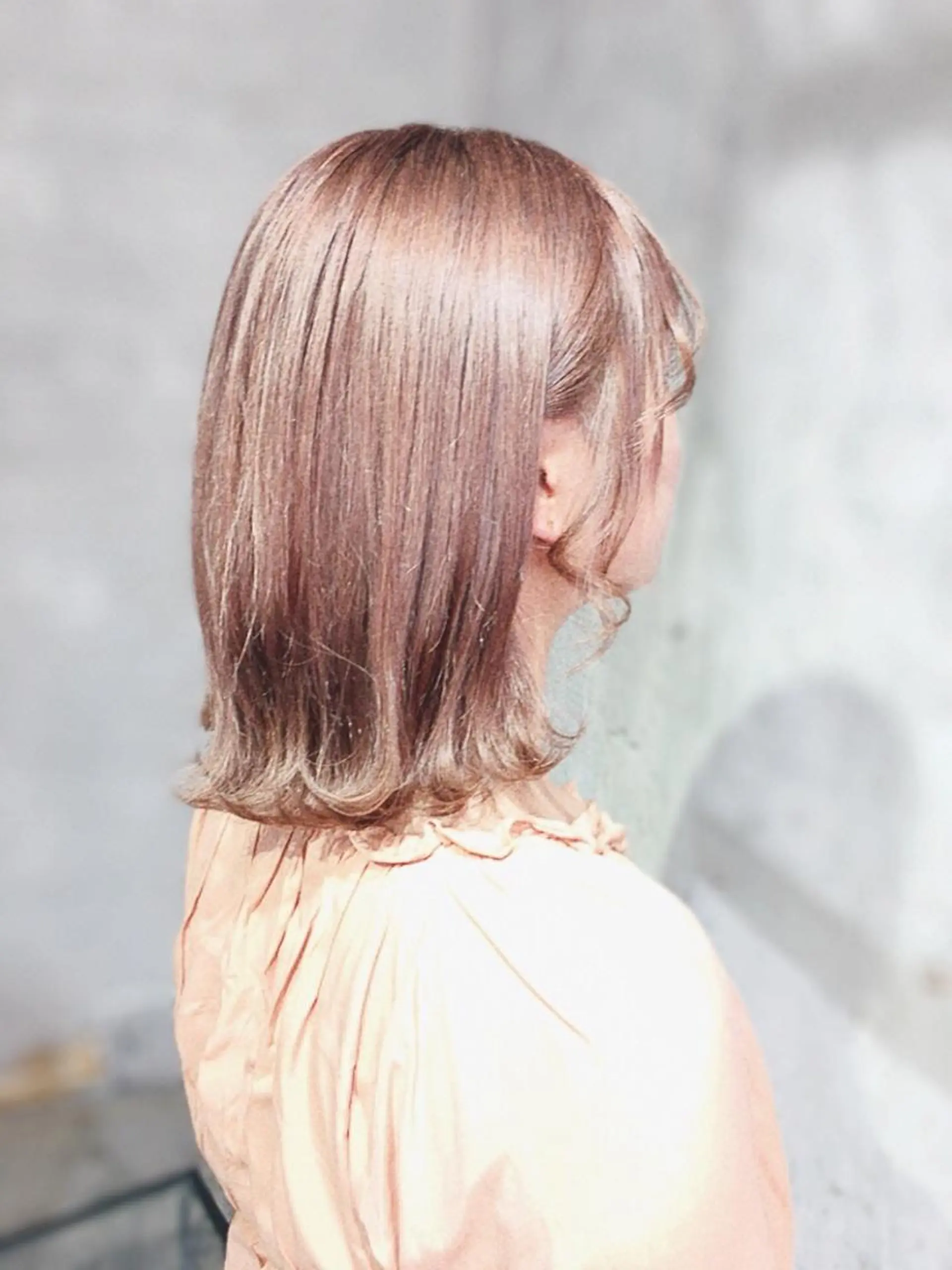 ミディアム カラー ベージュカラー ピンクカラー ピンクベージュ レイヤーカット 外ハネヘア hair deep /田口貴也のヘアスタイル