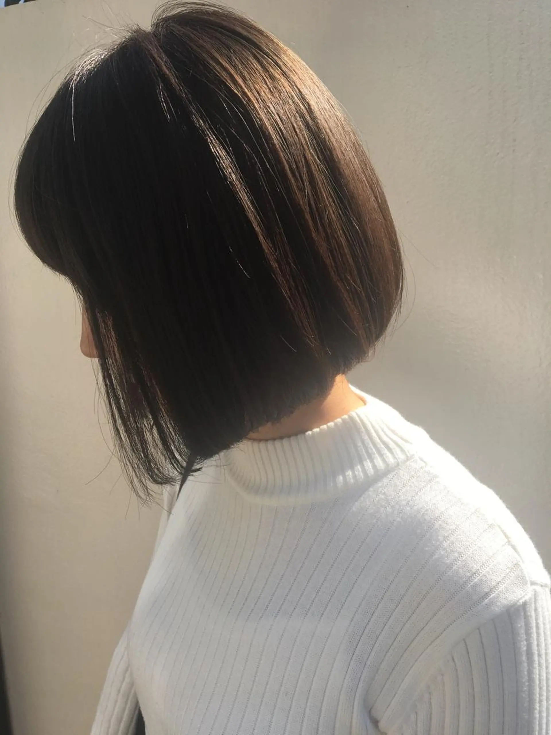 ミディアム カラー THE DAY所属・AKI HASHIMOTOのヘアスタイル