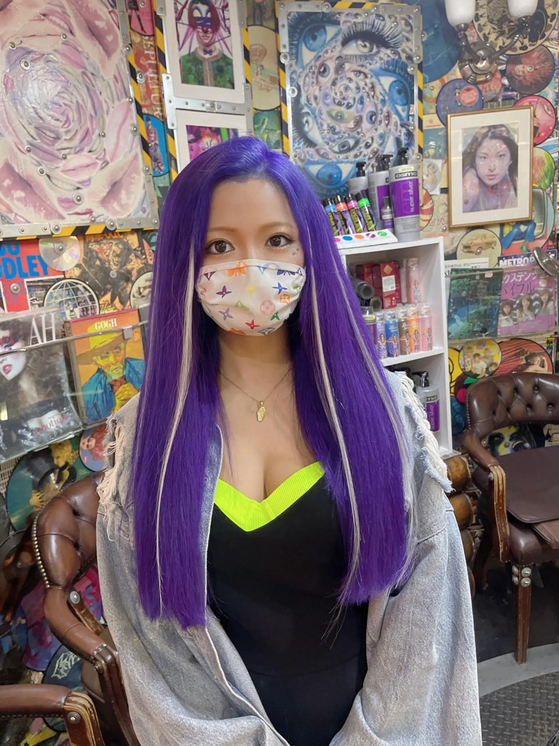 ロング カラー ヘアアレンジ 編み込みエクステ ブリーチ ケアブリーチ ハイトーンカラー バイオレットカラー haco+所属・🌈派手髪エクステ ブレイズ🌈ひろとのヘアスタイル