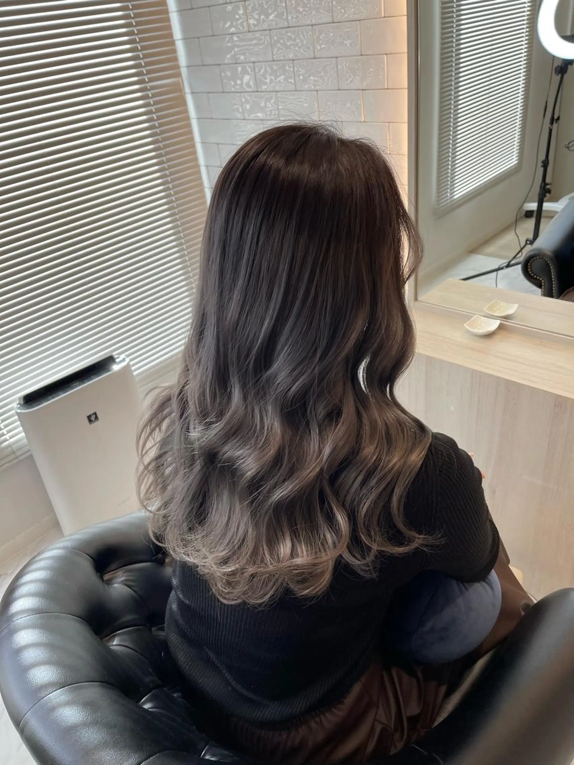 ロング カラー ヘアカラー トリートメント &chaLme   心斎橋所属・emi/髪質改善/ 韓国風/艶カラーのヘアスタイル