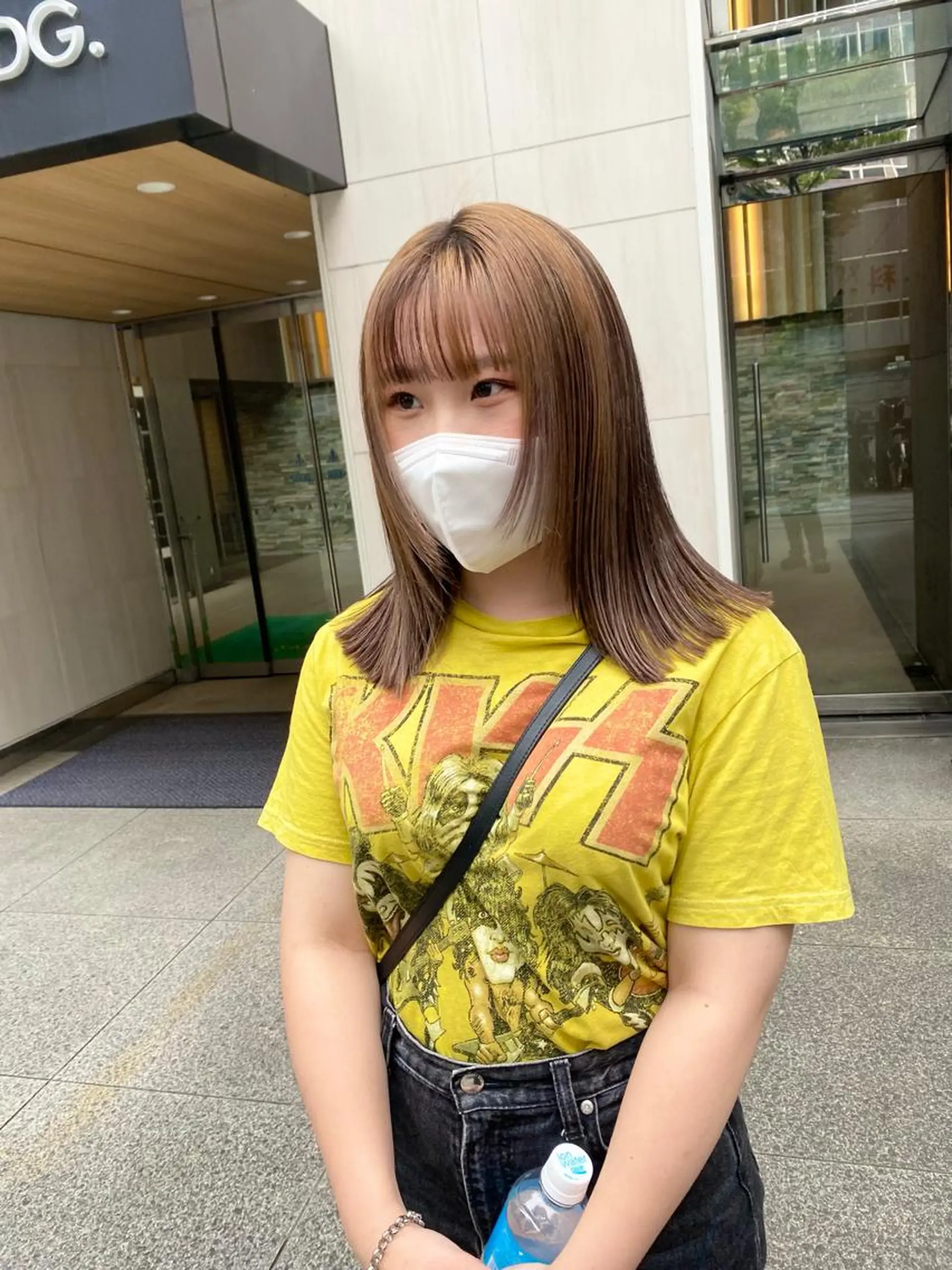 ミディアム 髪と音処　マトぺ所属・デザインカラー/ボブ ブリーチカラー/ユリのヘアスタイル