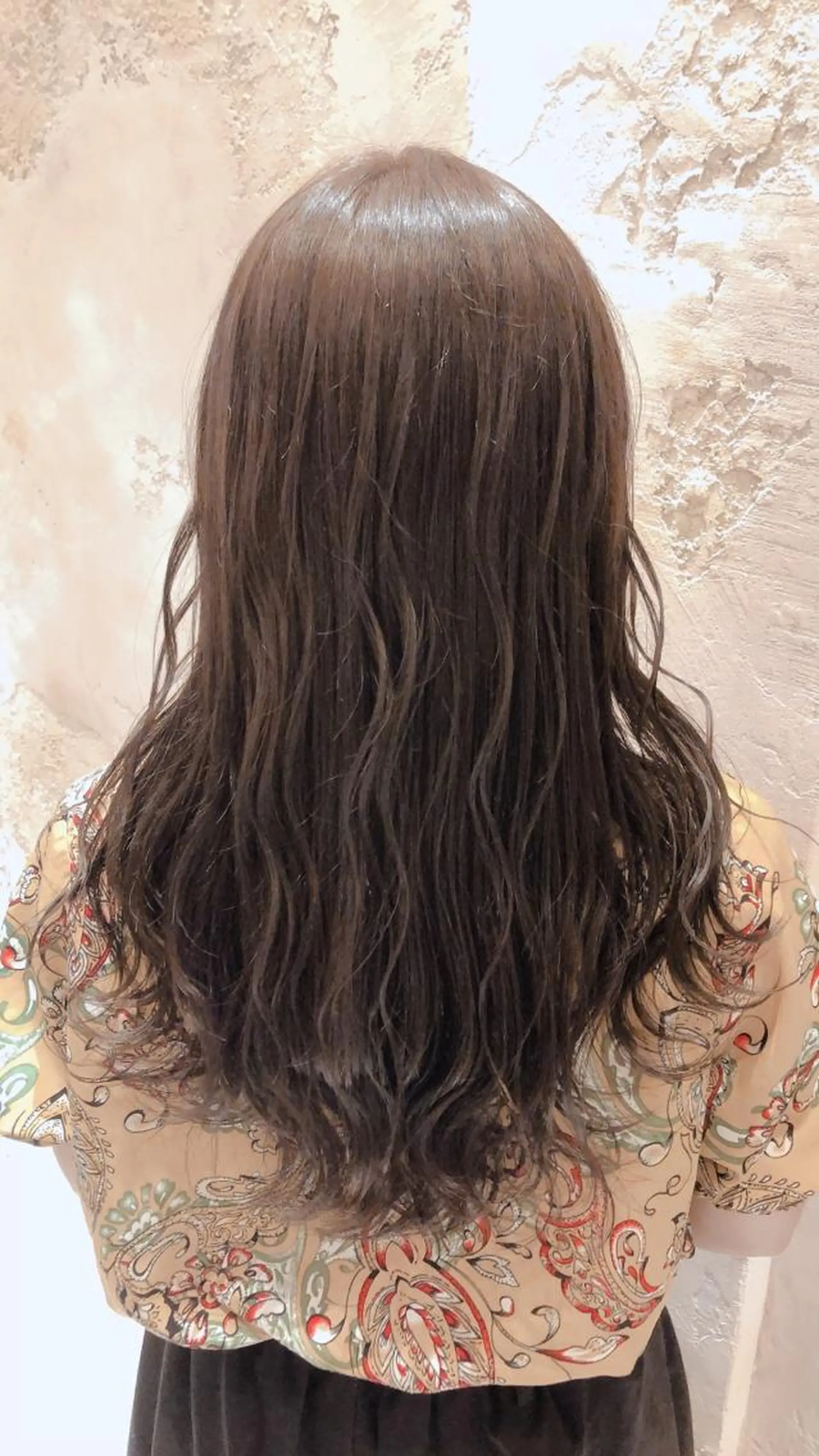 セミロング アッシュ カット ヘアカラー トリートメント 代表山口ひな 髪質改善のプロのヘアスタイル
