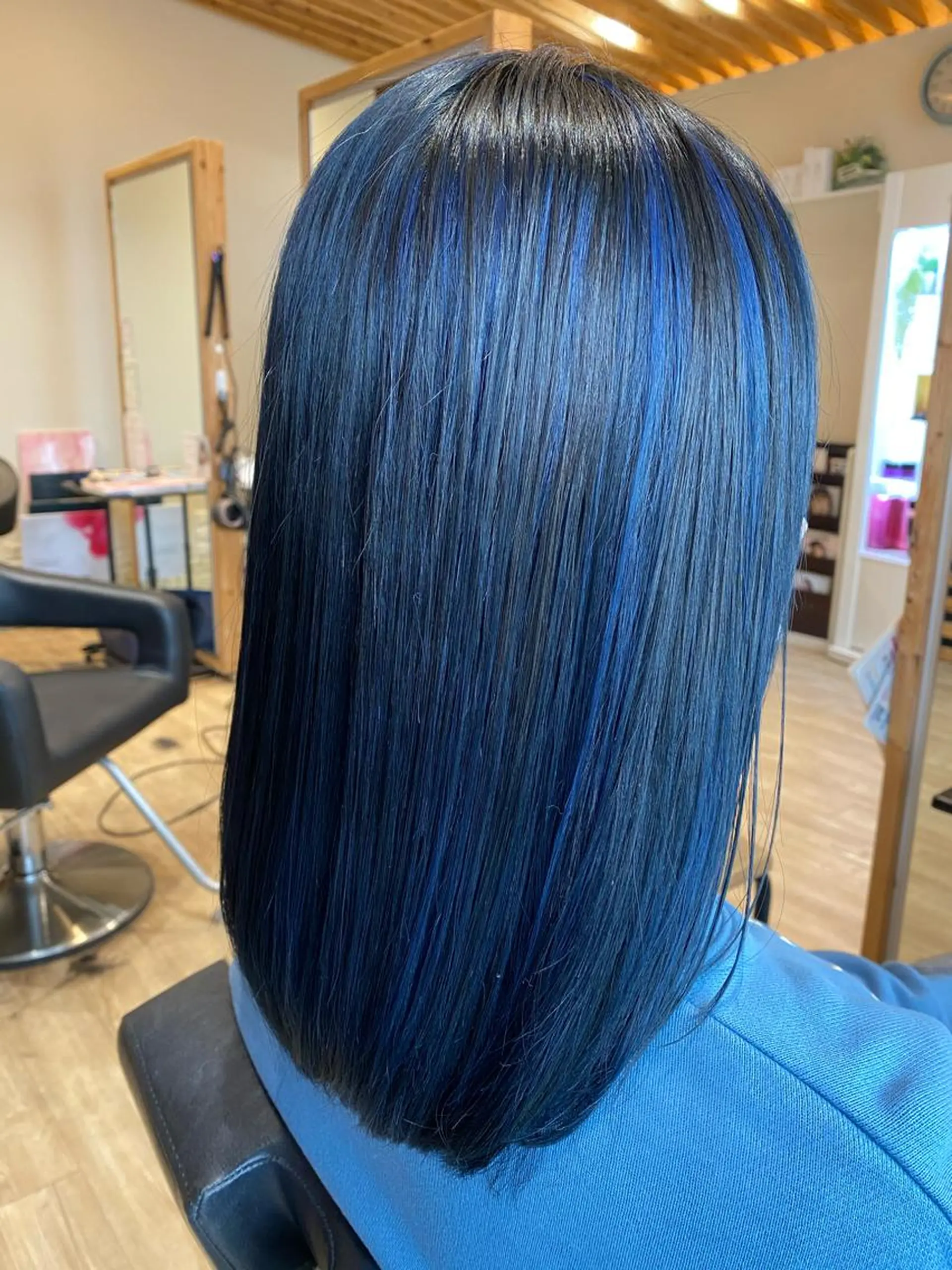 ロング カラー 関口 友行のヘアスタイル