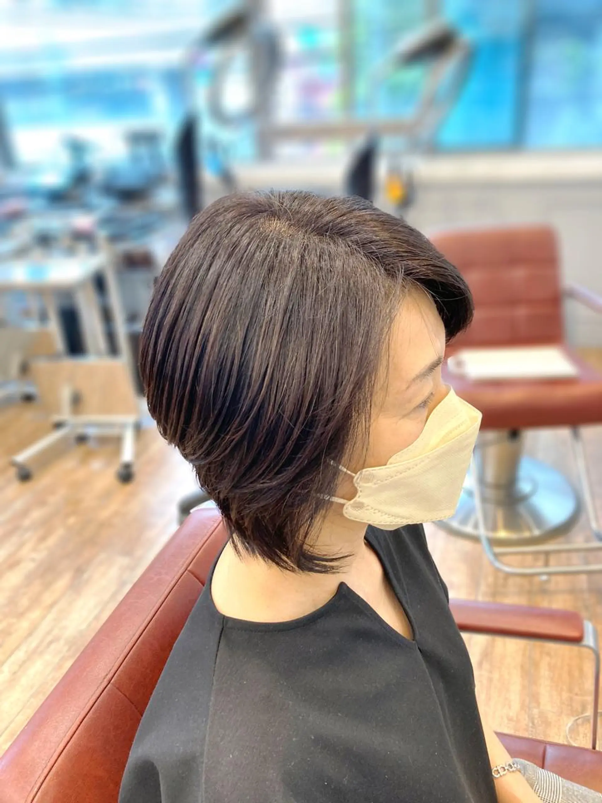 ショート カラー 菅原 綾のヘアスタイル