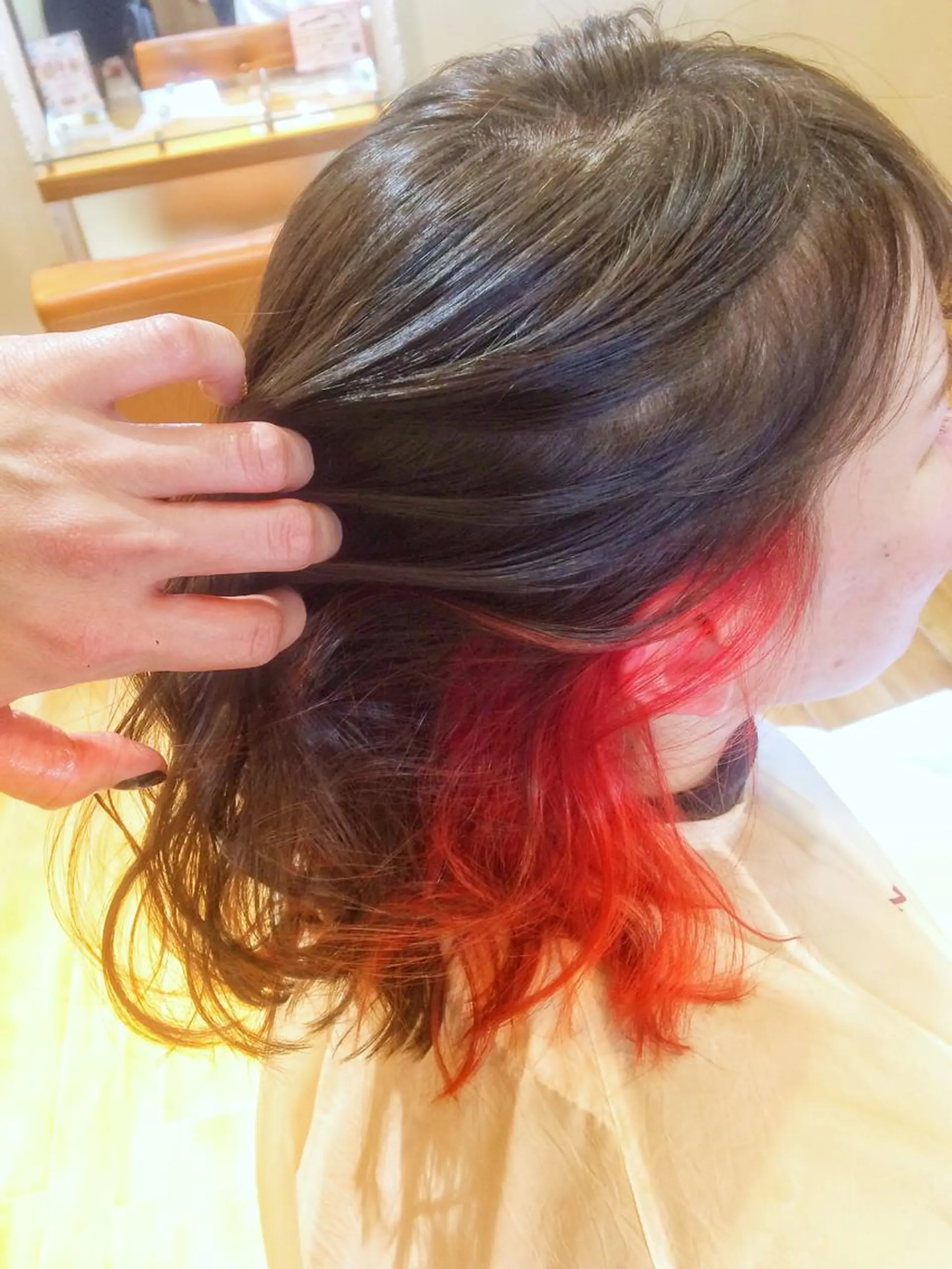 ミディアム カラー アッシュ ブリーチ 透明感カラー インナーカラー MeL 横浜/ ＭＩＨＯのヘアスタイル