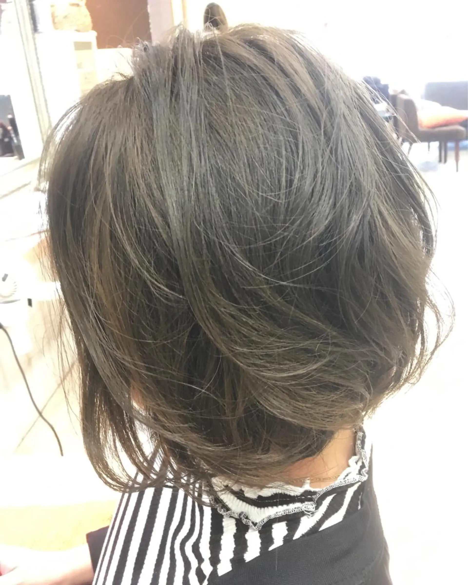 ミディアム カット ヘアカラー トリートメント コトナ越谷店長　小川 良介のヘアスタイル