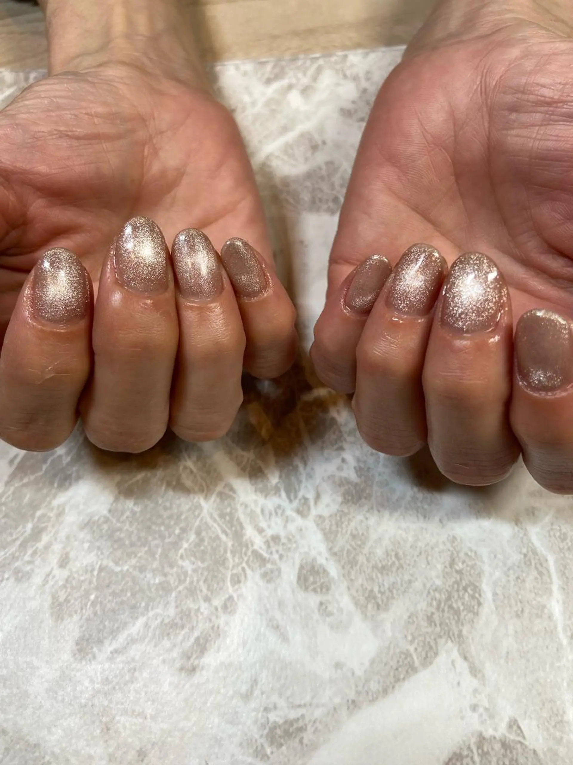 ミディアム ネイル マグネットネイル ハンドネイル ネイルサロン ステラのネイルデザイン