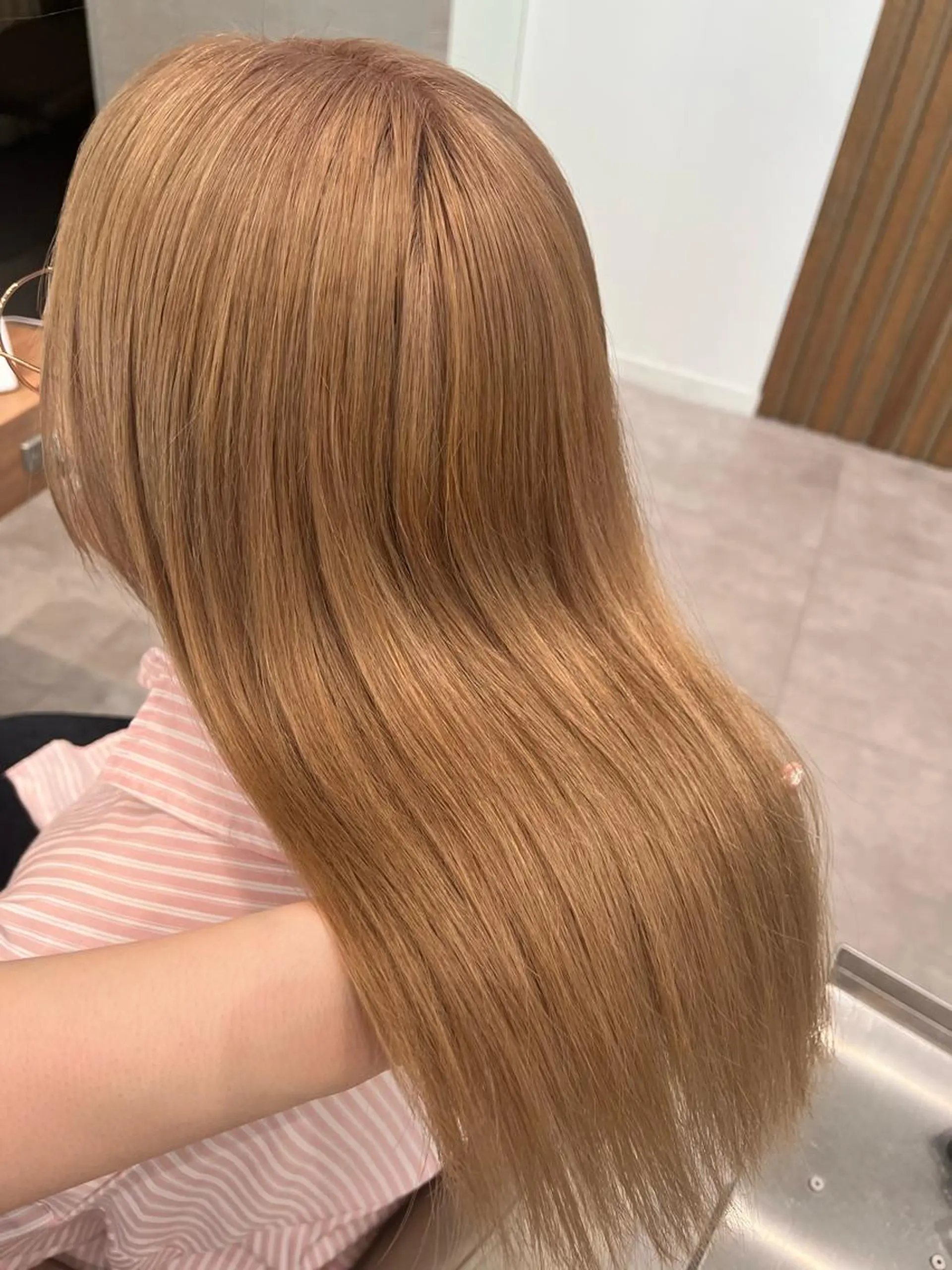 セミロング 木野田 萌のヘアスタイル