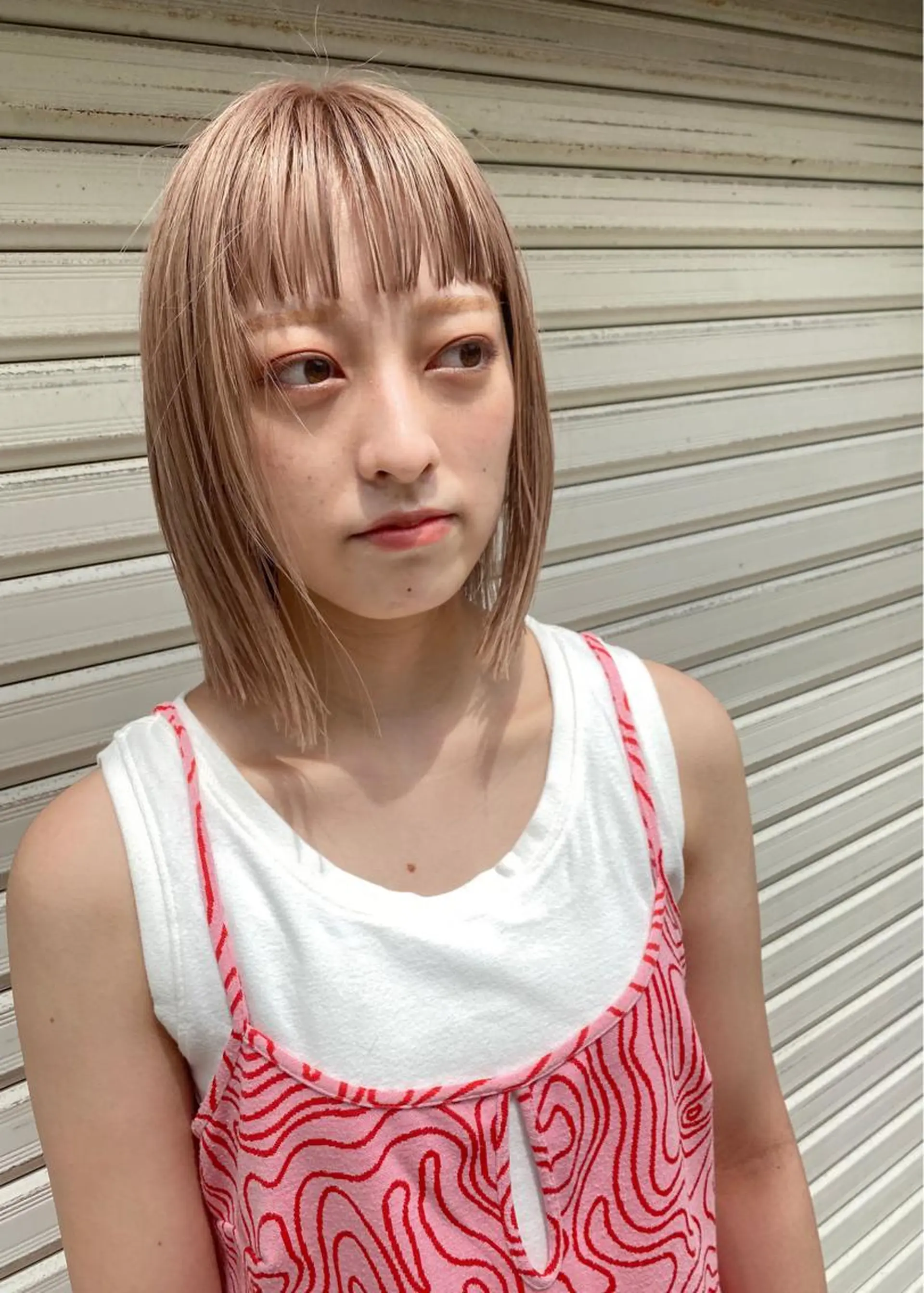 ミディアム カラー ブリーチカラーが人気 onnuのヘアスタイル