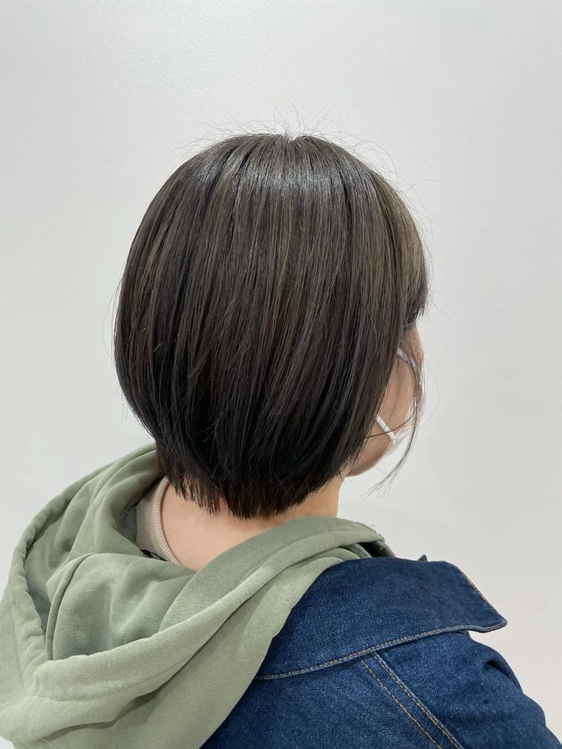 ショート カラー akane .のヘアスタイル