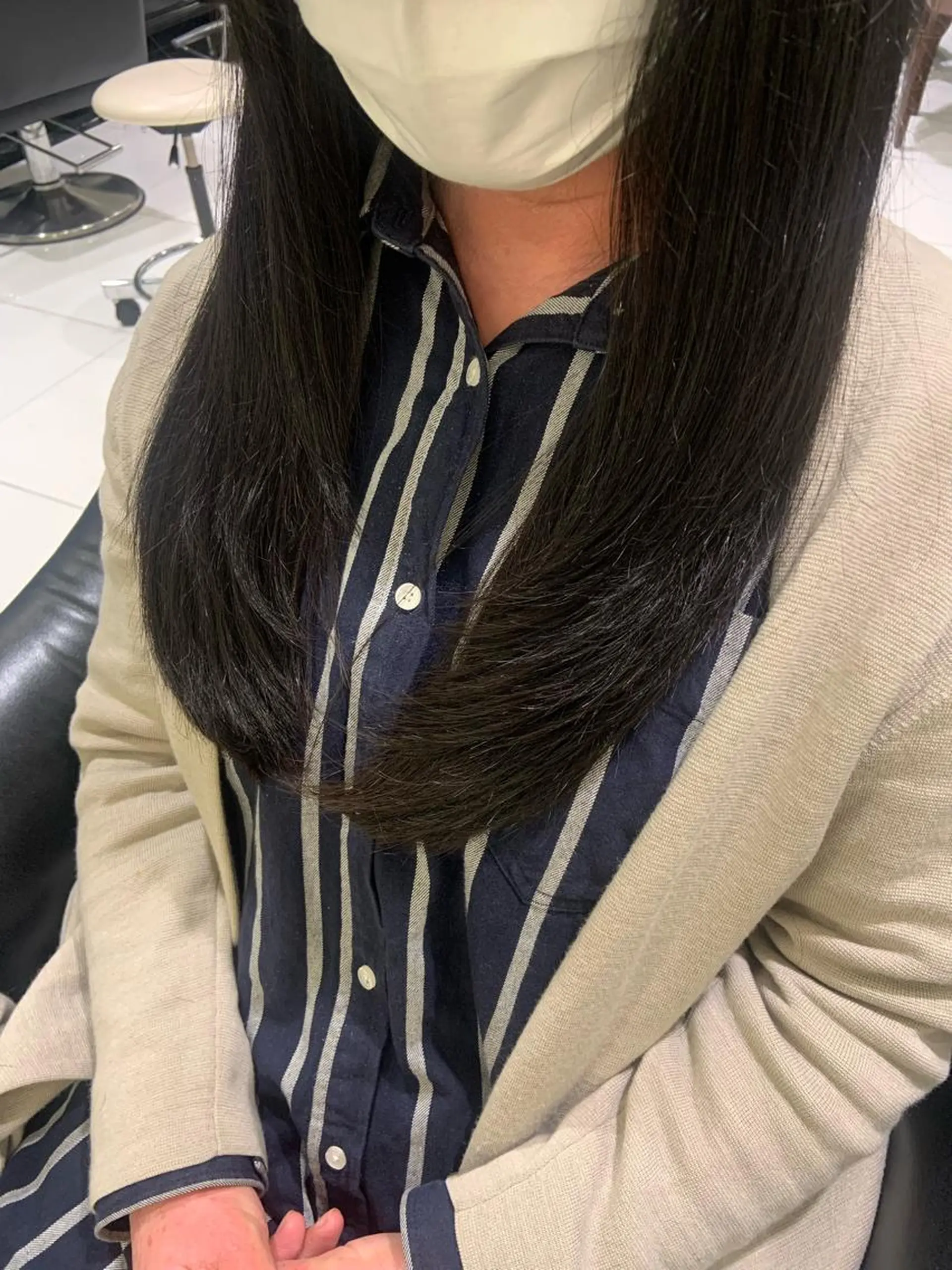 ロング レイヤーカット air -GINZA tower所属・小潟 千尋のヘアスタイル