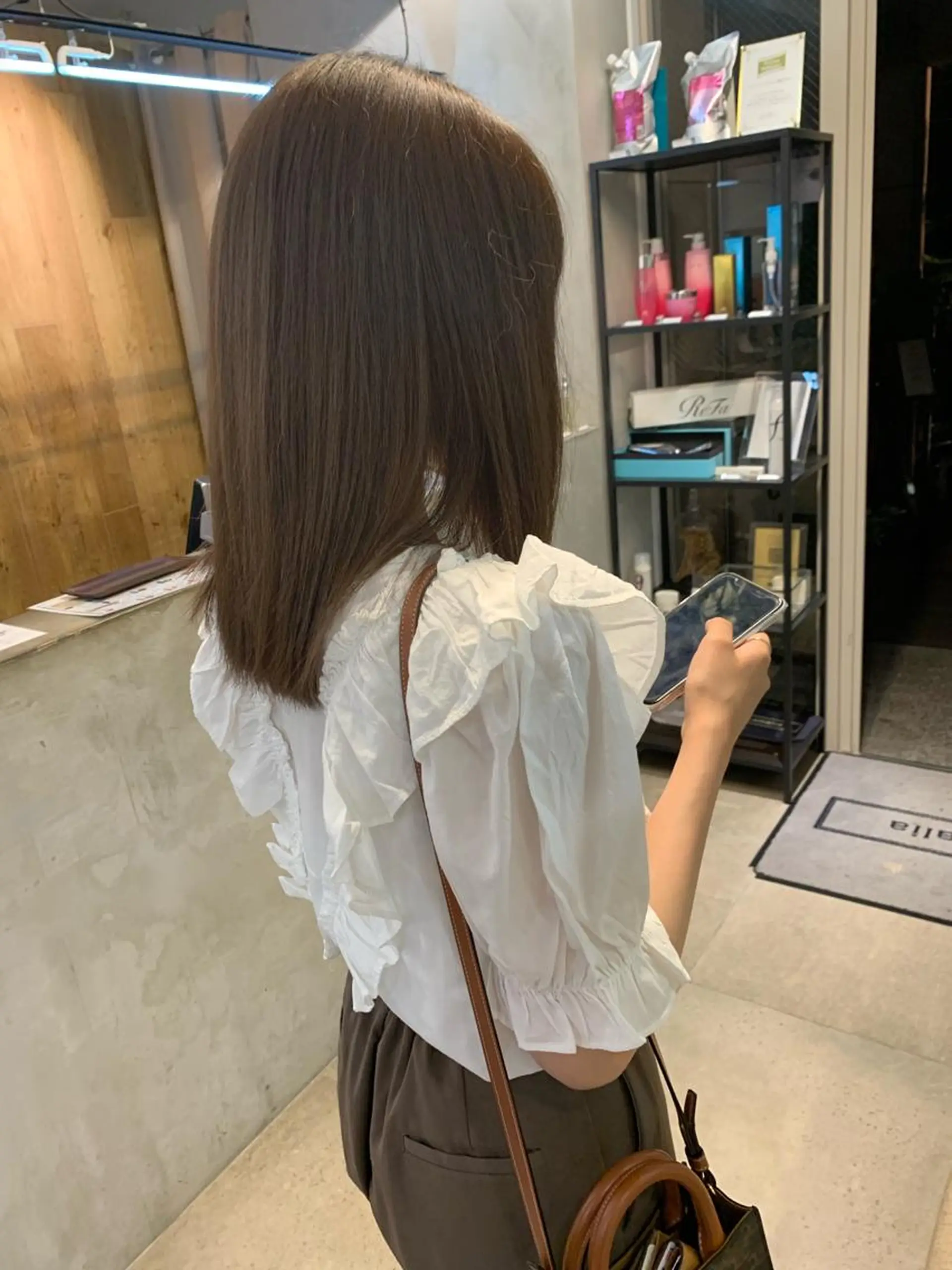 セミロング カラー ヘアカラー トリートメント REINA☁️透明感 カラー/ぷつっと♡のヘアスタイル