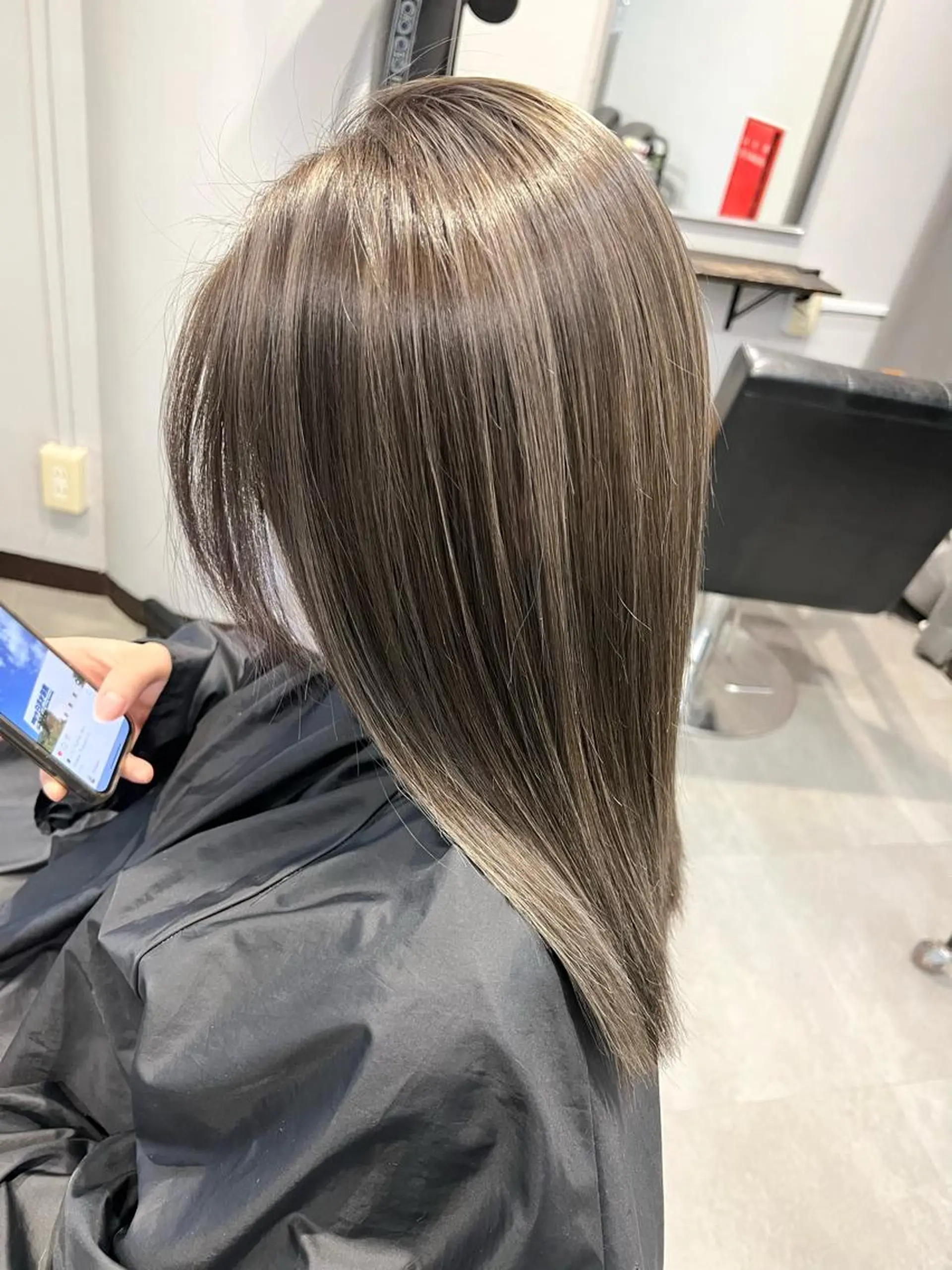 セミロング ヘアカラー トリートメント Bear(ベア)所属・KYOKO 【Bear】のヘアスタイル