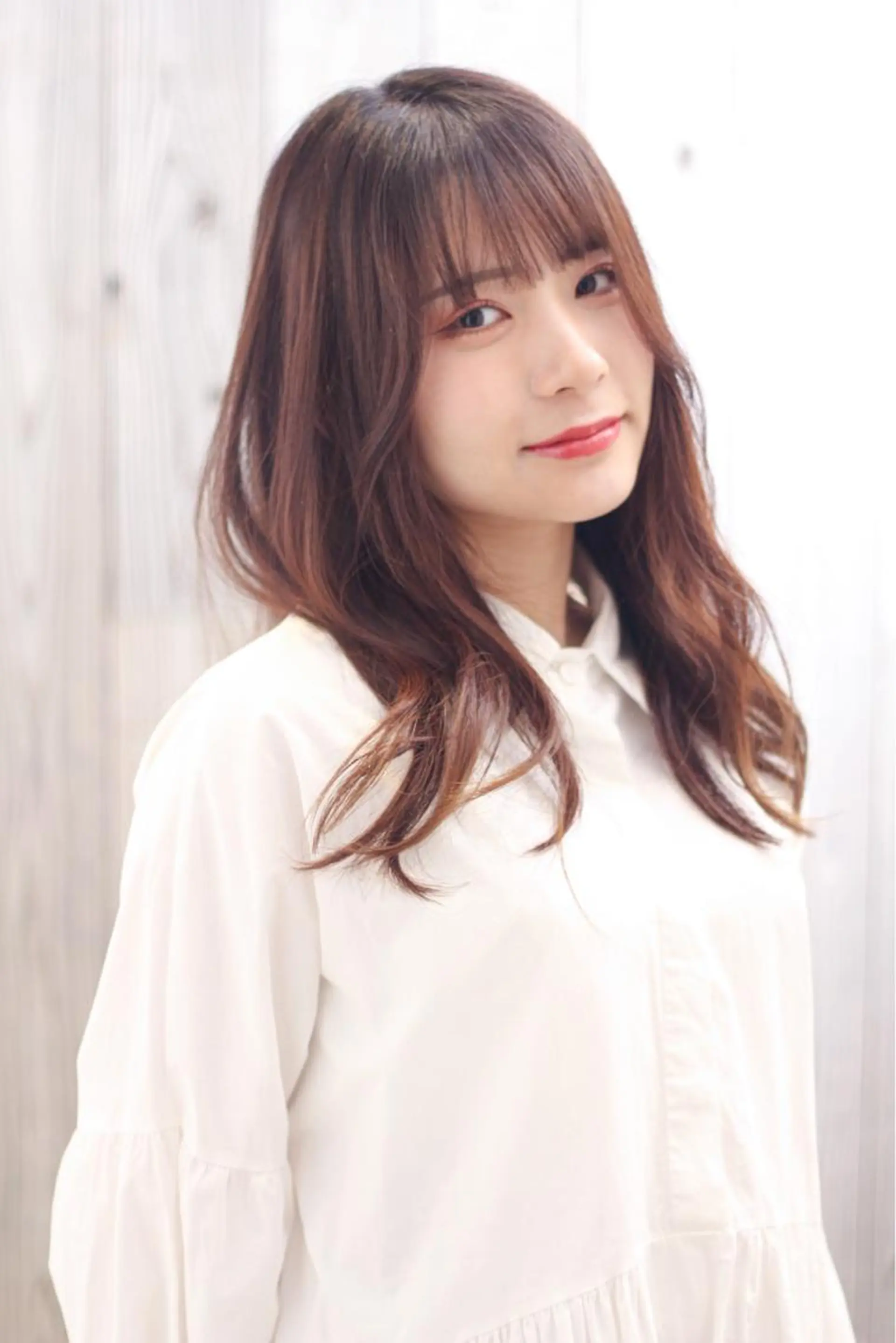 ミディアム 石沢 知康のヘアスタイル