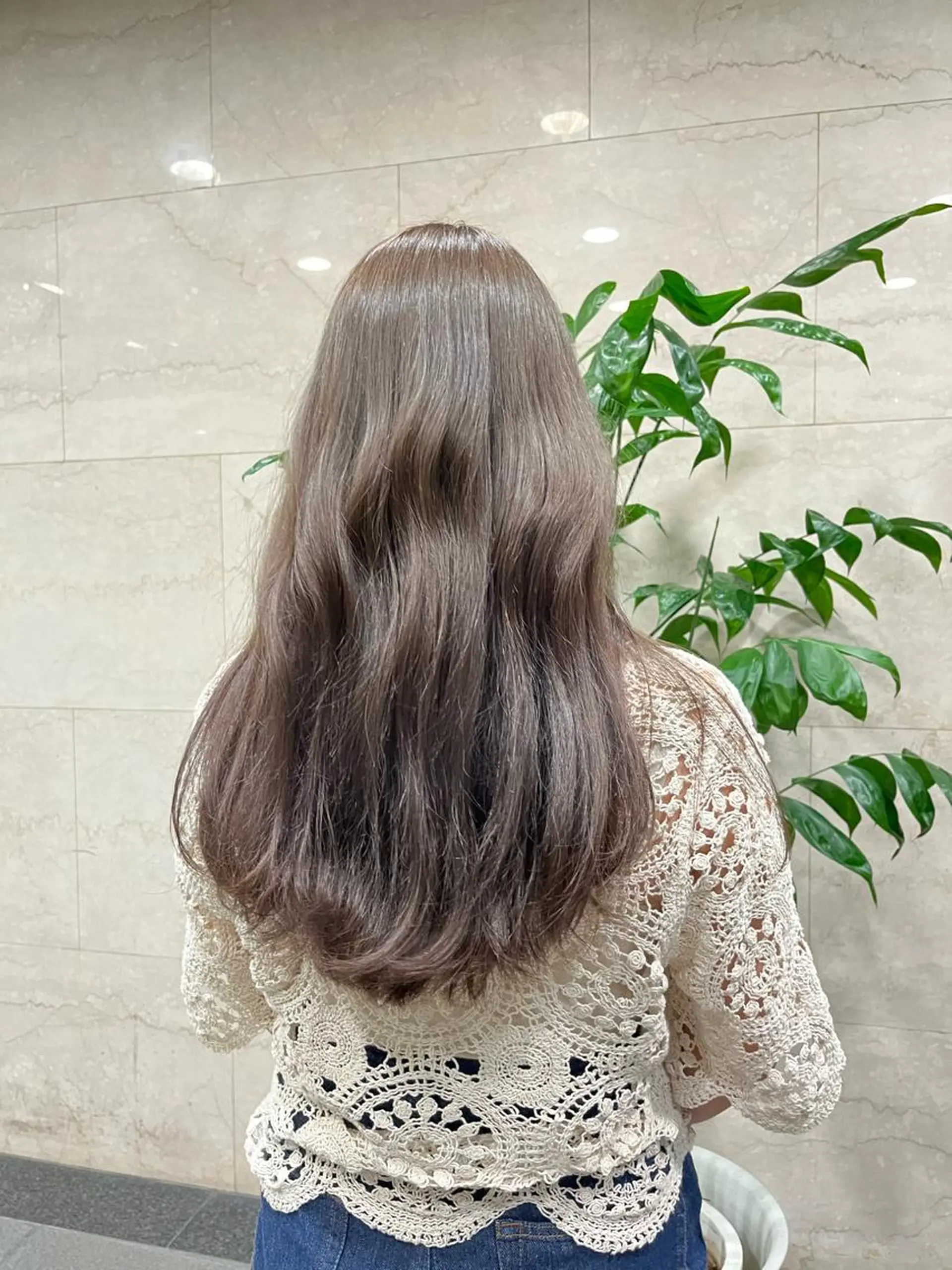 ロング カット ヘアカラー こまつばらみお/レイ ヤー/ダブルカラーのヘアスタイル