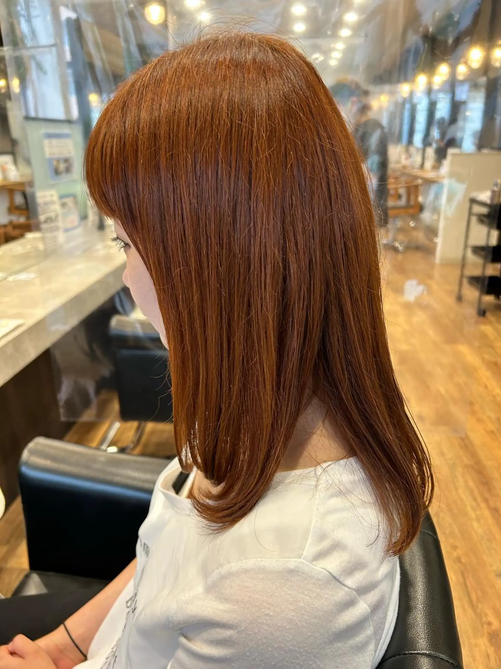 ミディアム カラー 美容しょうへいの店所属・吉川 茉由子のマツエク・マツパデザイン