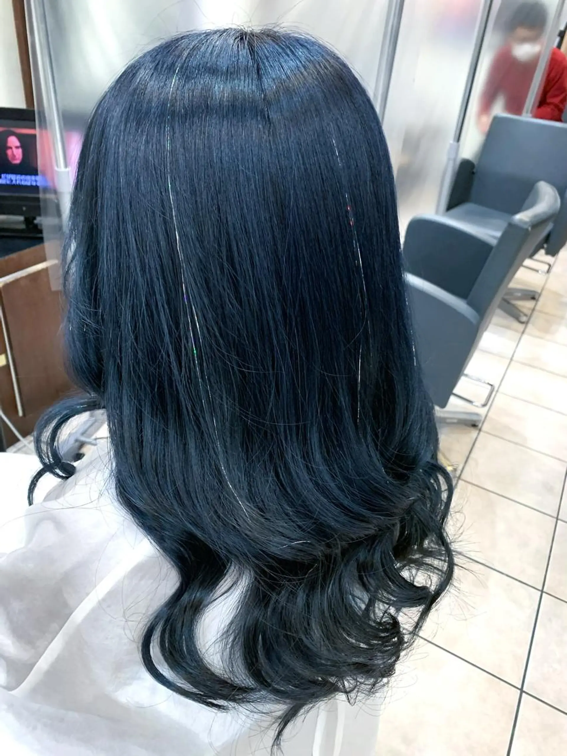 ロング カラー 黒髪 ブルーカラー ブルーブラック Zina天王寺 CHIAKIのヘアスタイル