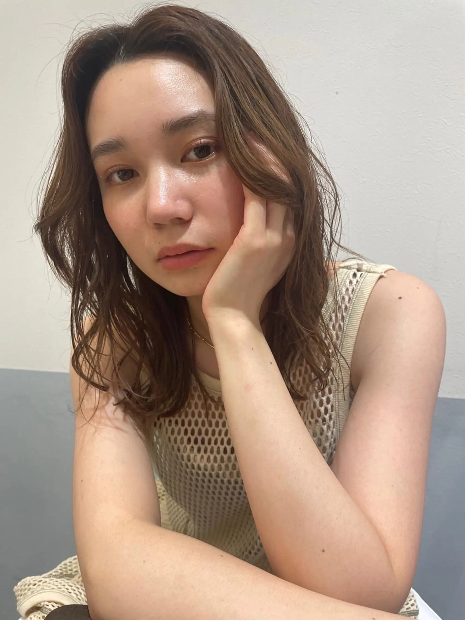 ミディアム 🩰オリーブ/ ベージュ松本咲花🩰のヘアスタイル