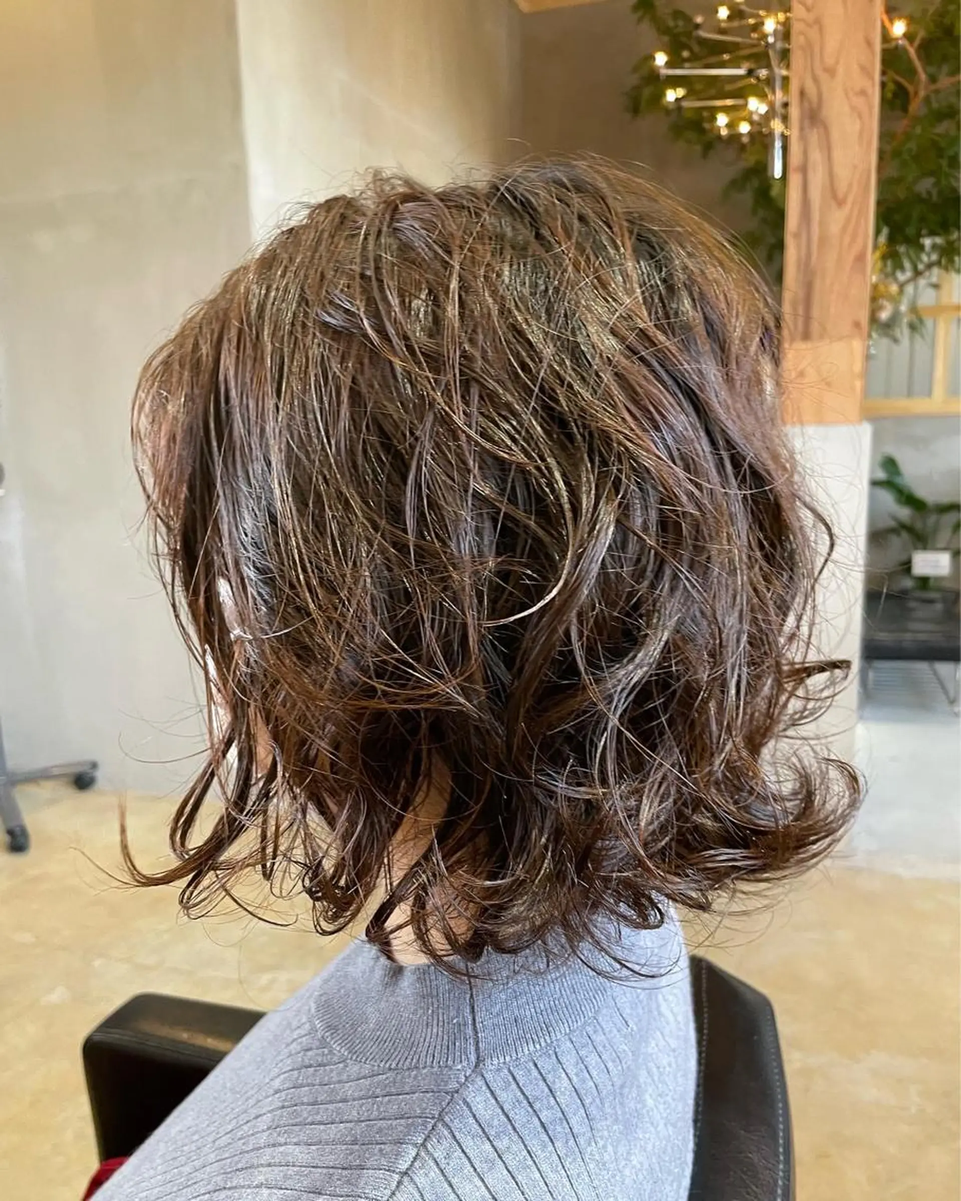 ショート カラー ハンサムショート グレージュ ハイライトカラー インナーカラー ハイライト カット ヘアカラー パーマ トリートメント SHINYA シンヤヘアーズのヘアスタイル