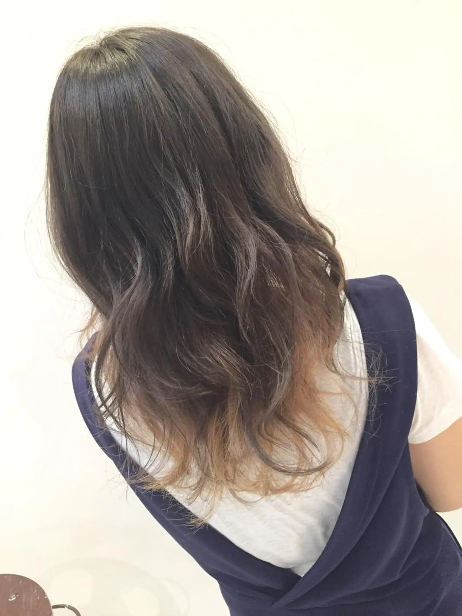 ミディアム セミロング ロング カラー ベージュカラー デザインカラー lafith hair dope所属・[外国人風カラー] 店長 田中健太のヘアスタイル