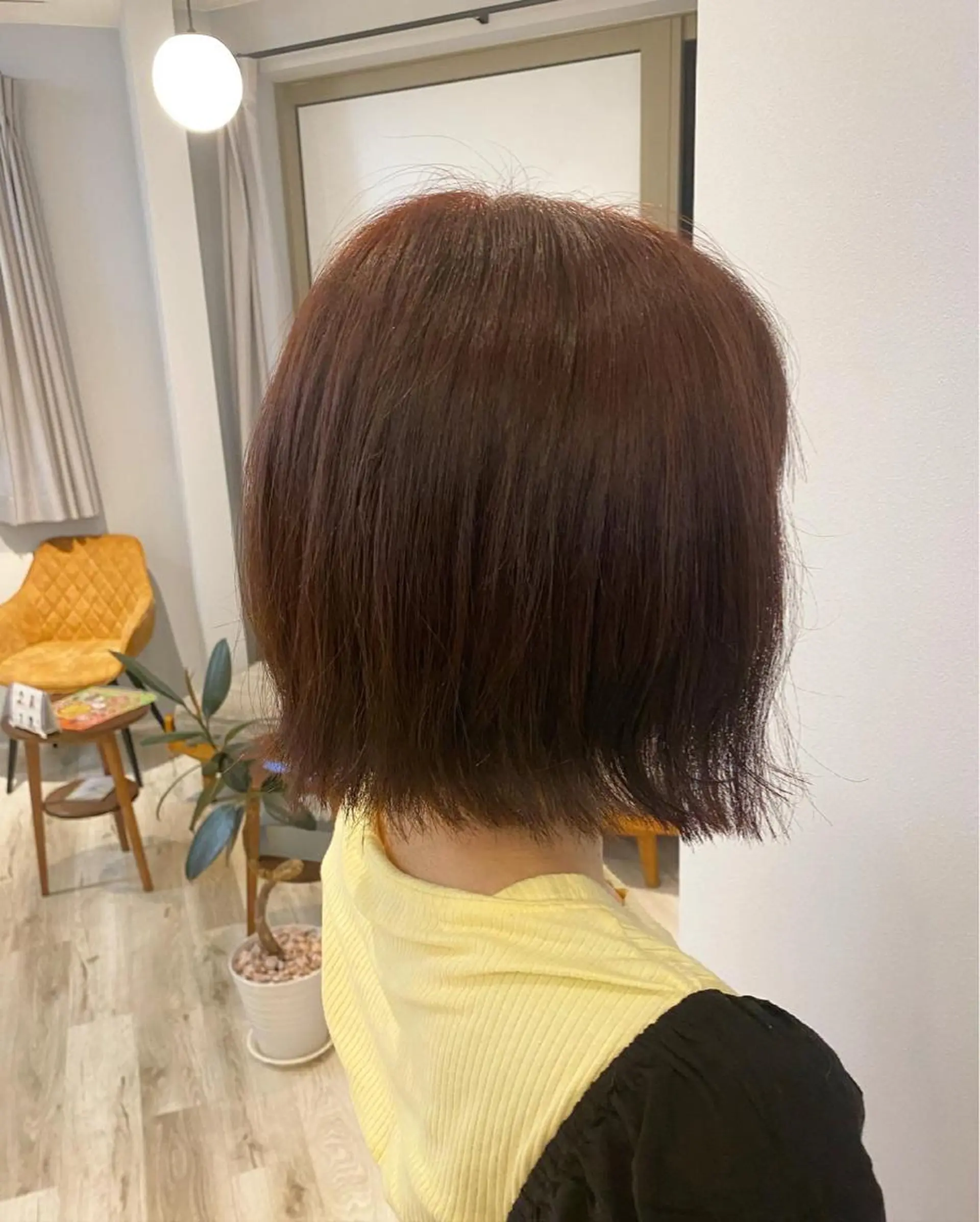 ショート カラー 切りっぱなしボブ ピンクカラー ボブ 透明感カラー✨ 酸性ストレート特化のヘアスタイル