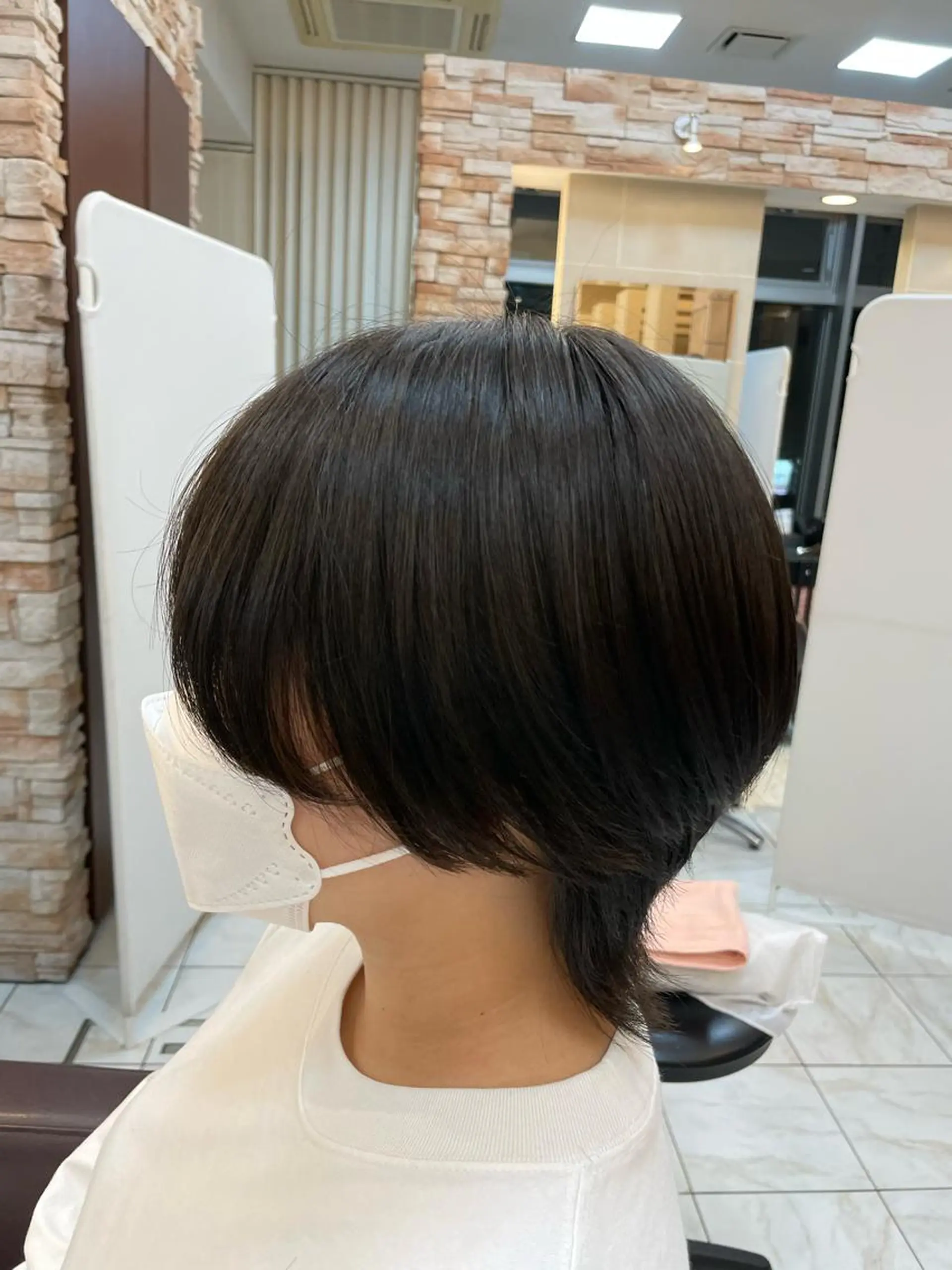 ショート 新籾 尚哉のヘアスタイル