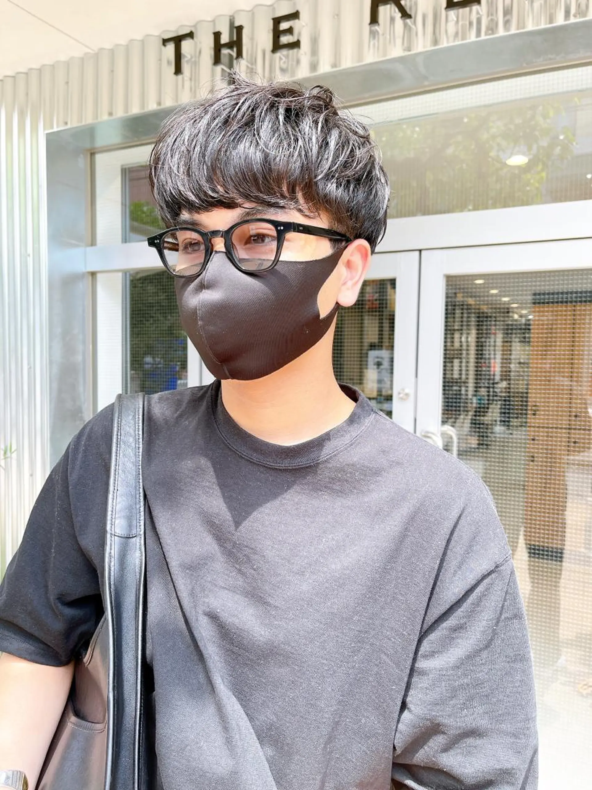 ショート パーマ メンズ マッシュ メンズパーマ カット ヘアカラー パーマ 縮毛矯正 トリートメント メンズパーマ タカキリョウのヘアスタイル