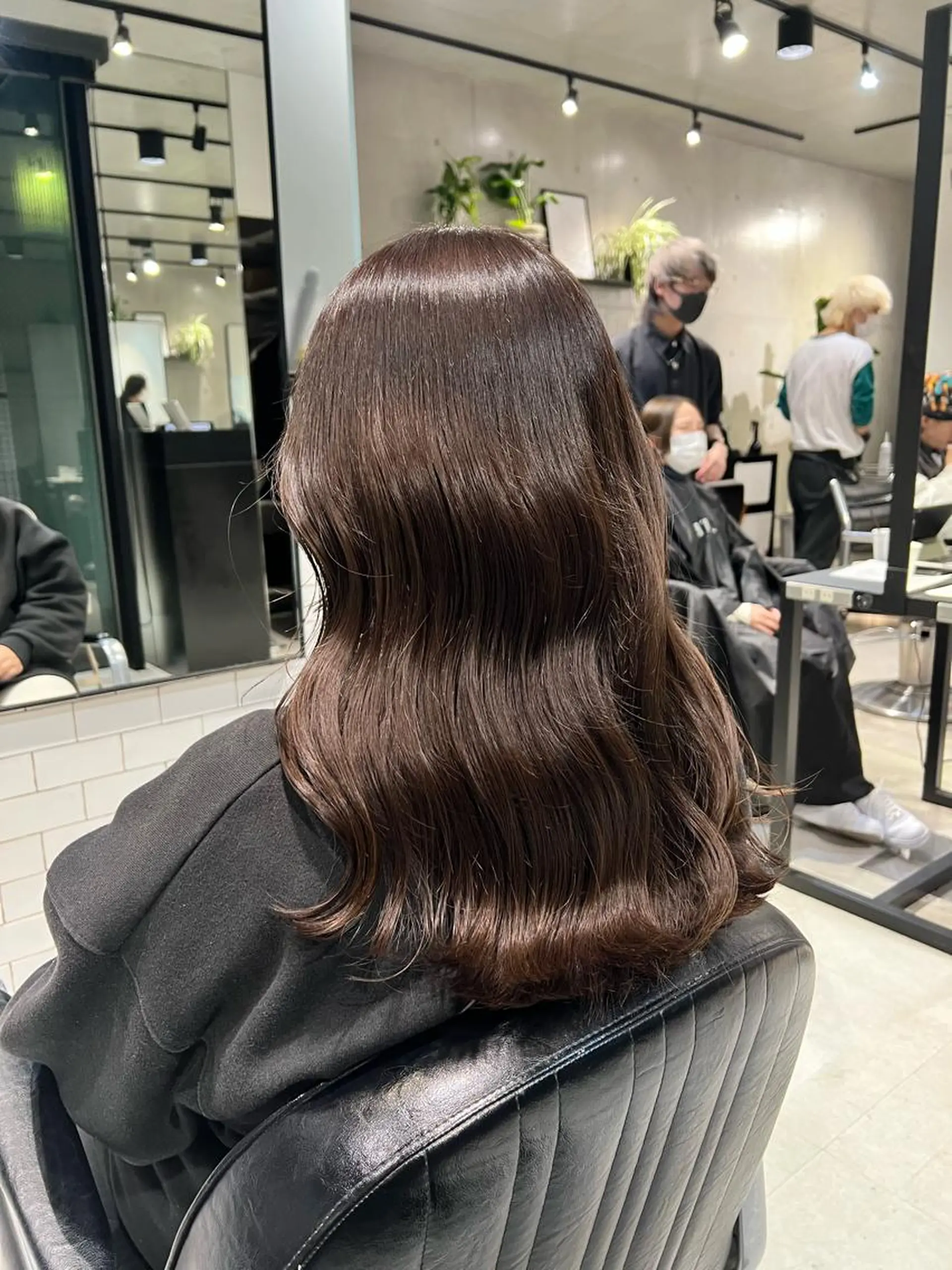 セミロング カラー カット ヘアカラー トリートメント レイヤー/透明感 カラー🌿KANTAのヘアスタイル