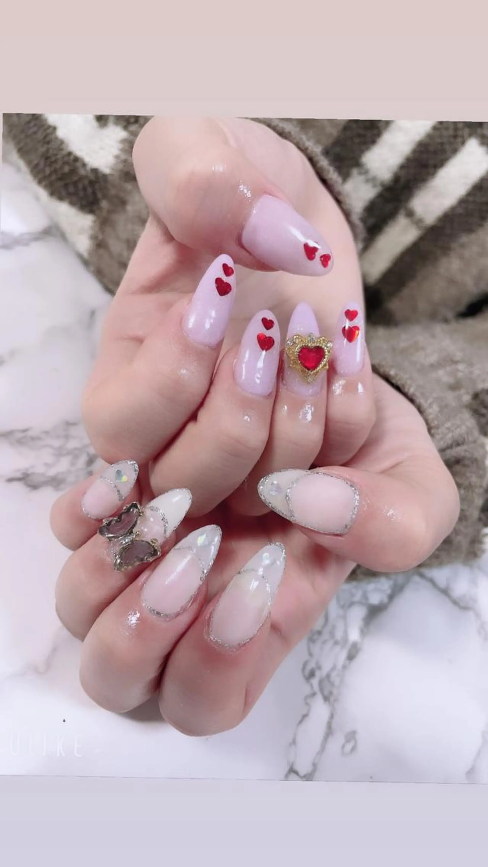 ネイル 高草木 桃香のネイルデザイン