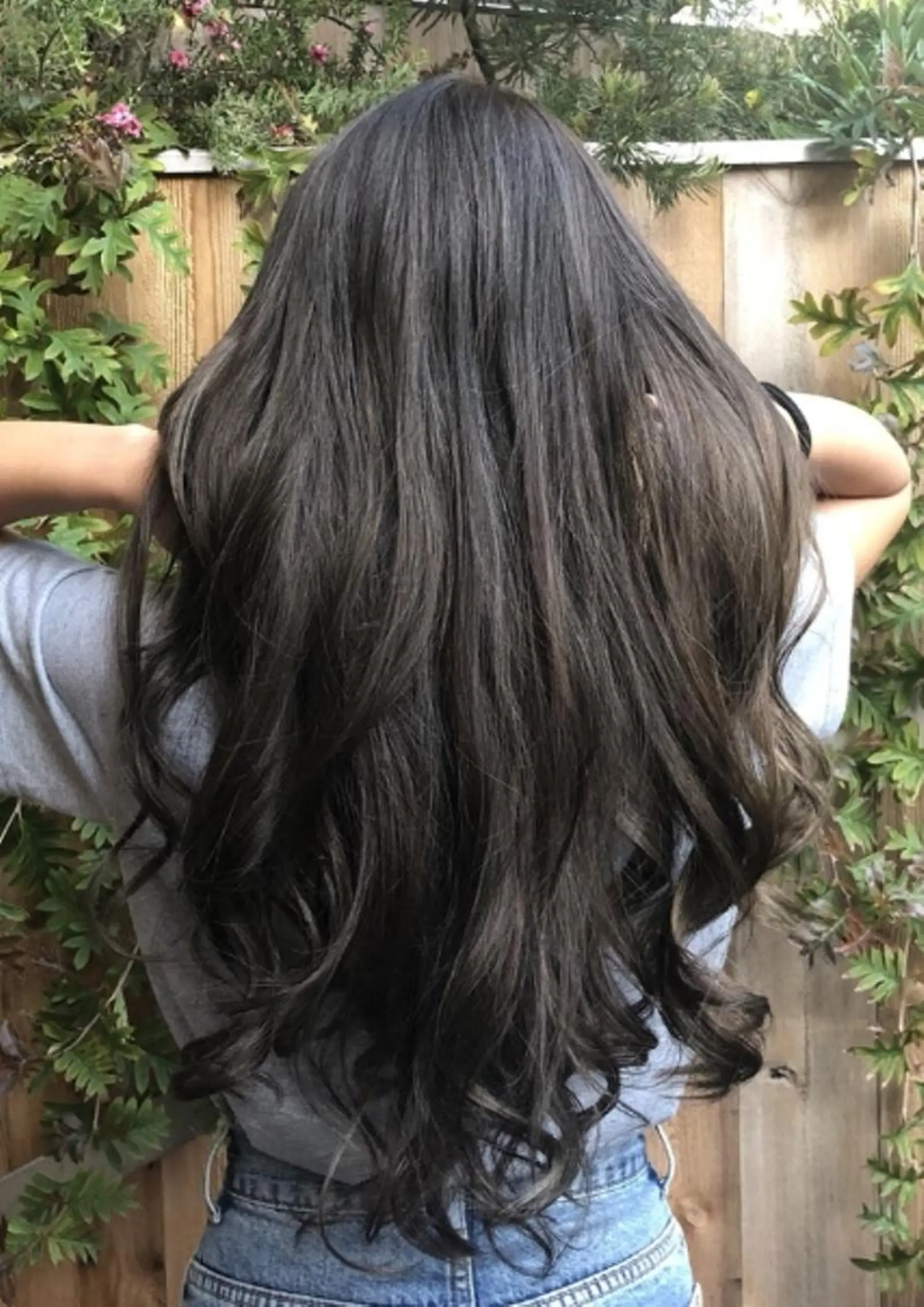 ロング カラー パーマ ヘアアレンジ Device ディバイスのヘアスタイル