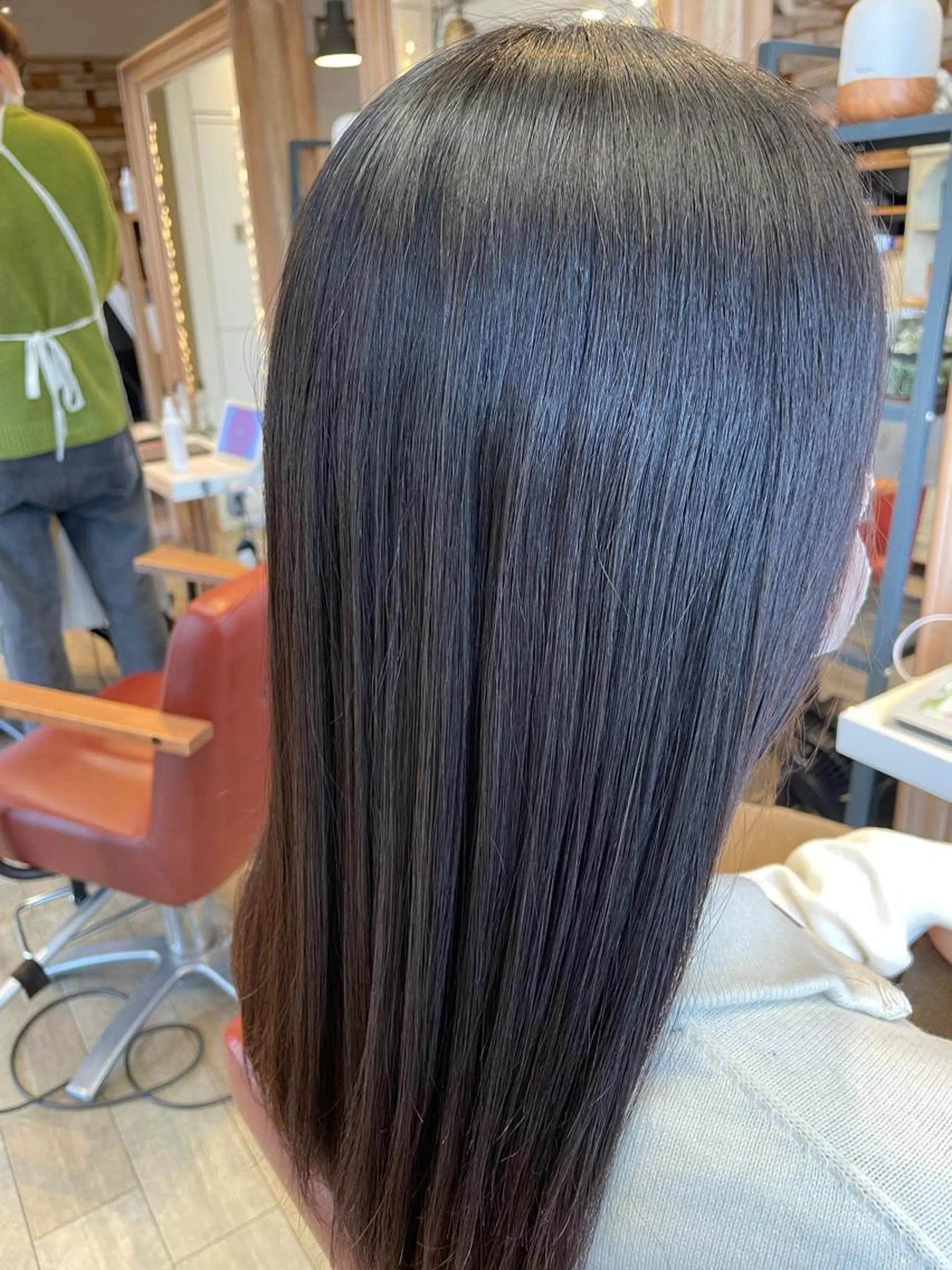 セミロング 縮毛矯正 縮毛矯正 トリートメント ✨横須賀髪質改善✨️ 加藤 百音のヘアスタイル