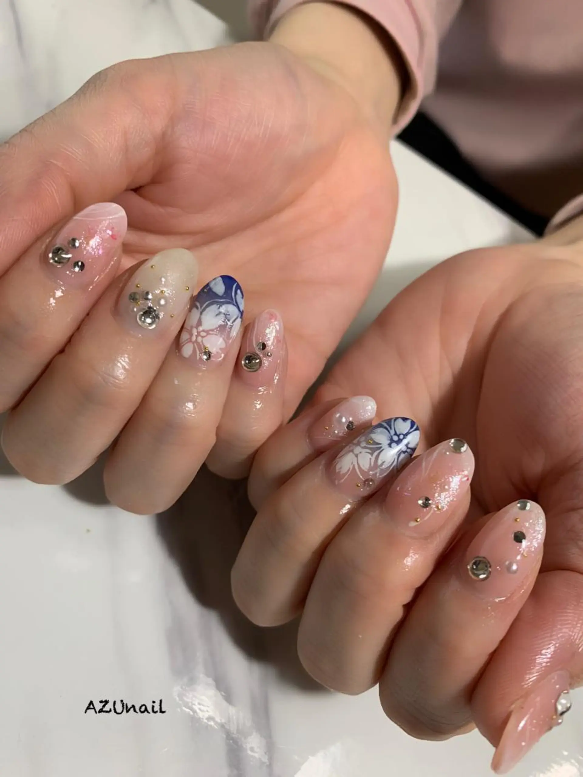 ネイル AZU nailのネイルデザイン