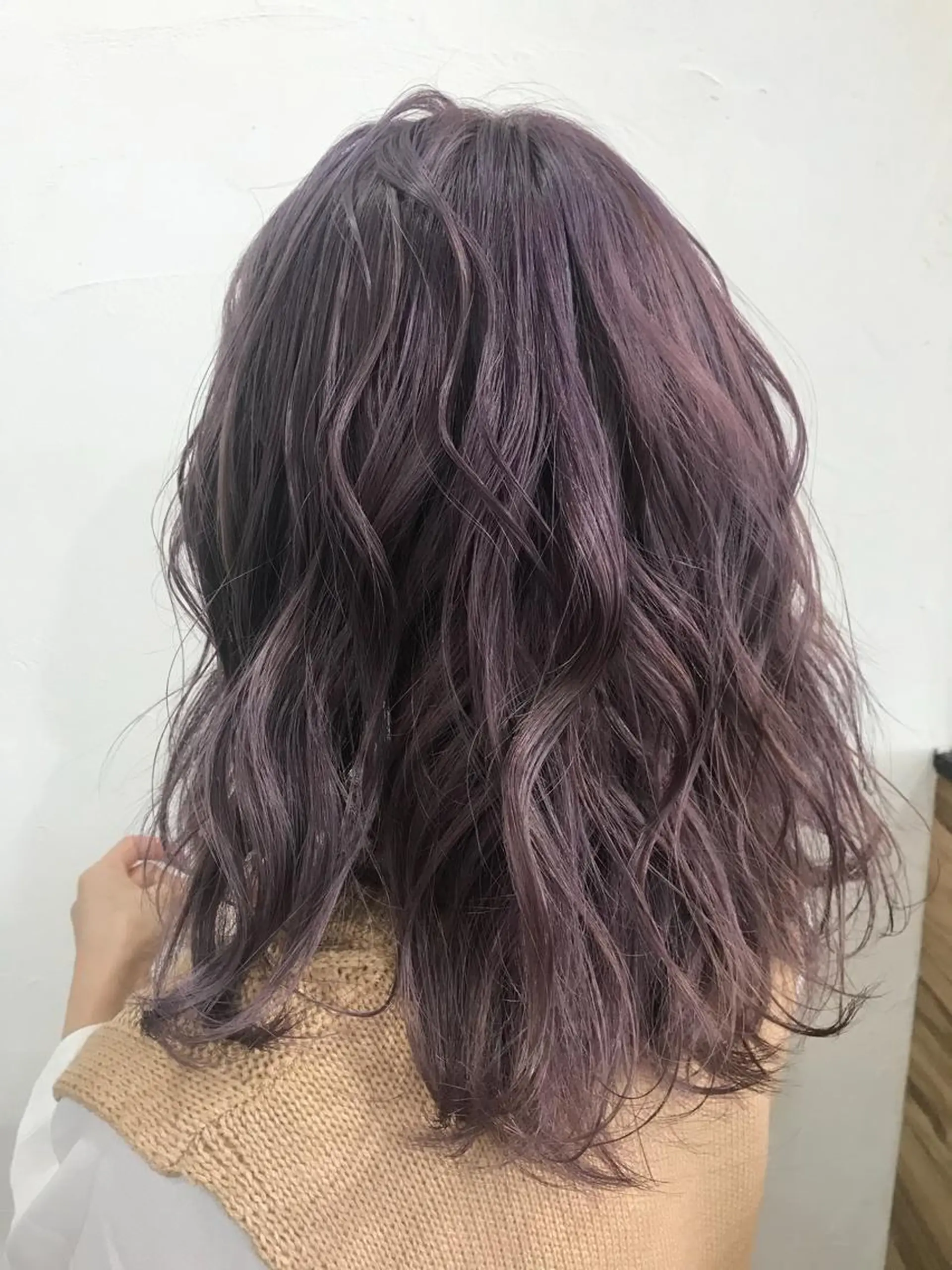 ミディアム カラー ヘアアレンジ メンズ ベージュカラー パープルカラー 暗髪カラー🫐パーマ おくだりんかのヘアスタイル