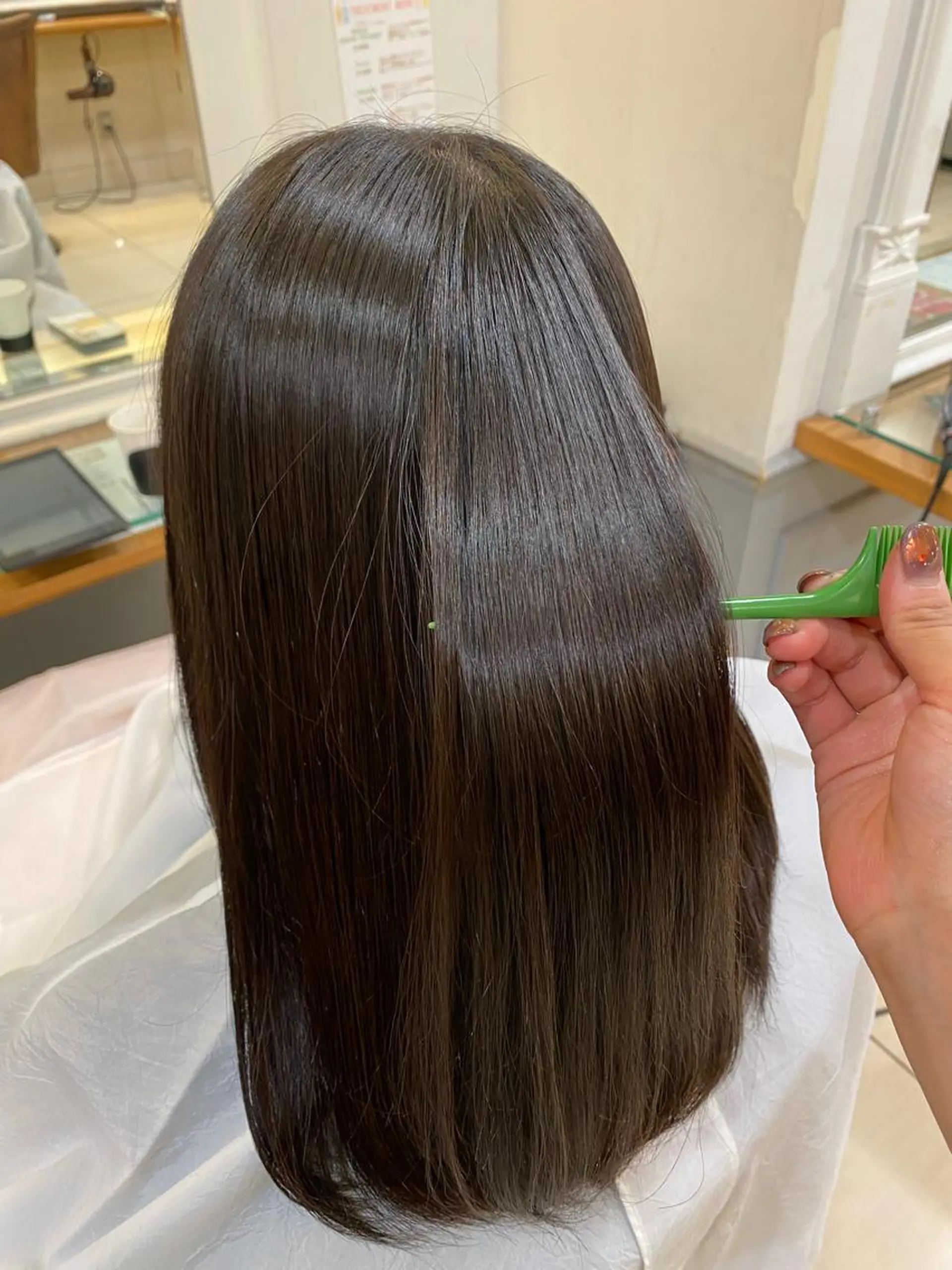 ロング moeka 表参道のヘアスタイル