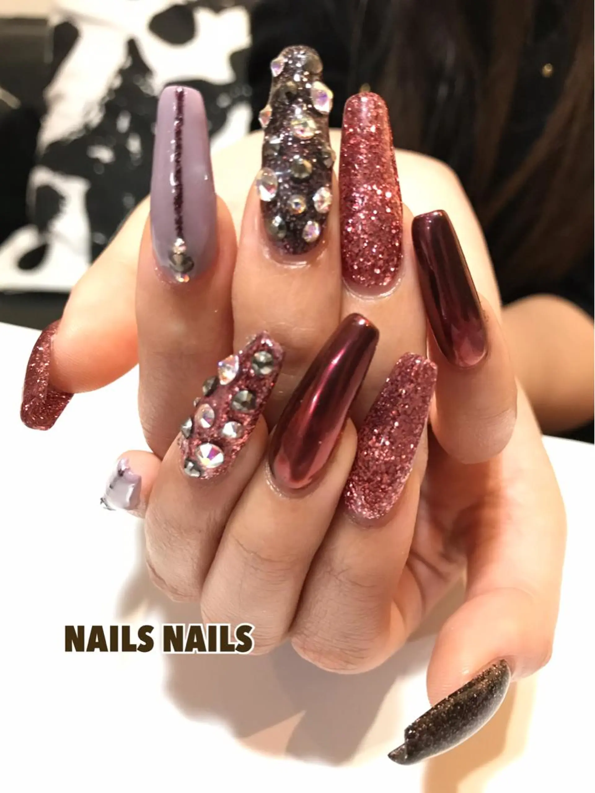 ネイル ミラーネイル 赤色 スカルプネイル NAILSNAILS ERIKAのネイルデザイン