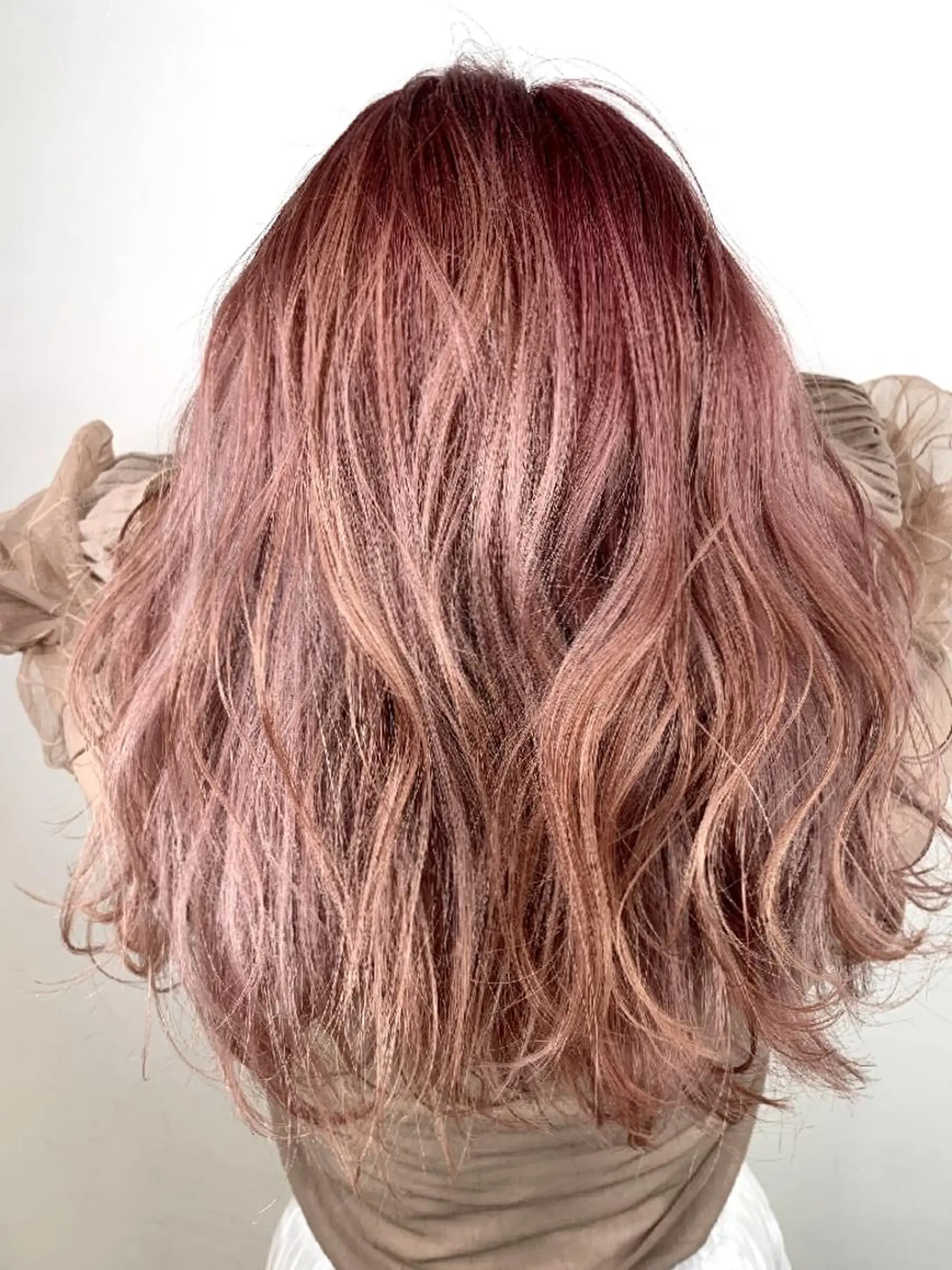 ロング ヘアカラー N° 秋田店【ナンバー】のヘアスタイル