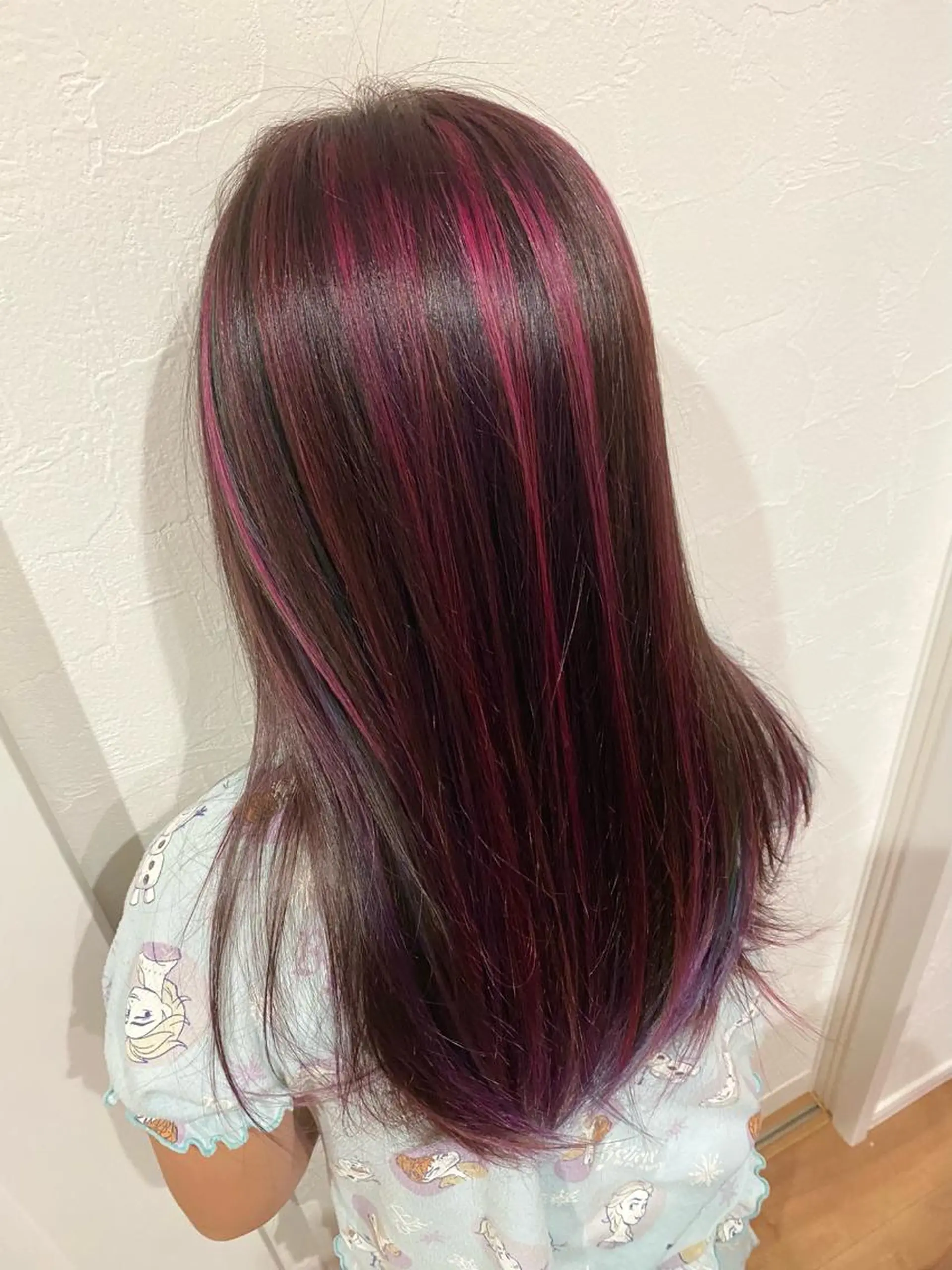 セミロング カラー ピンクカラー カラースペシャリスト しょう🧑🏼‍🎨のヘアスタイル