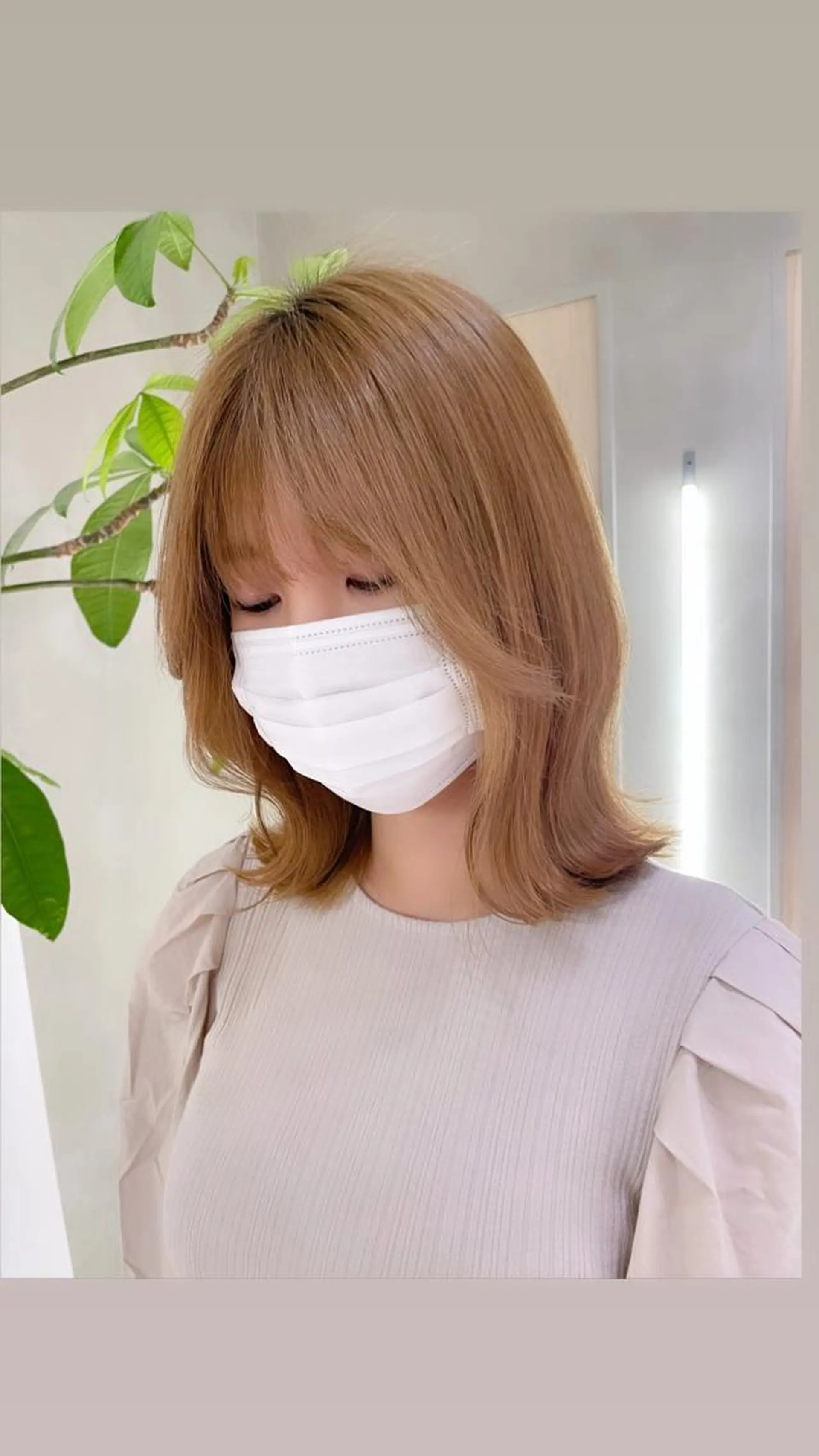 セミロング 銀座／レイヤーカット 🤍内野すみれのヘアスタイル