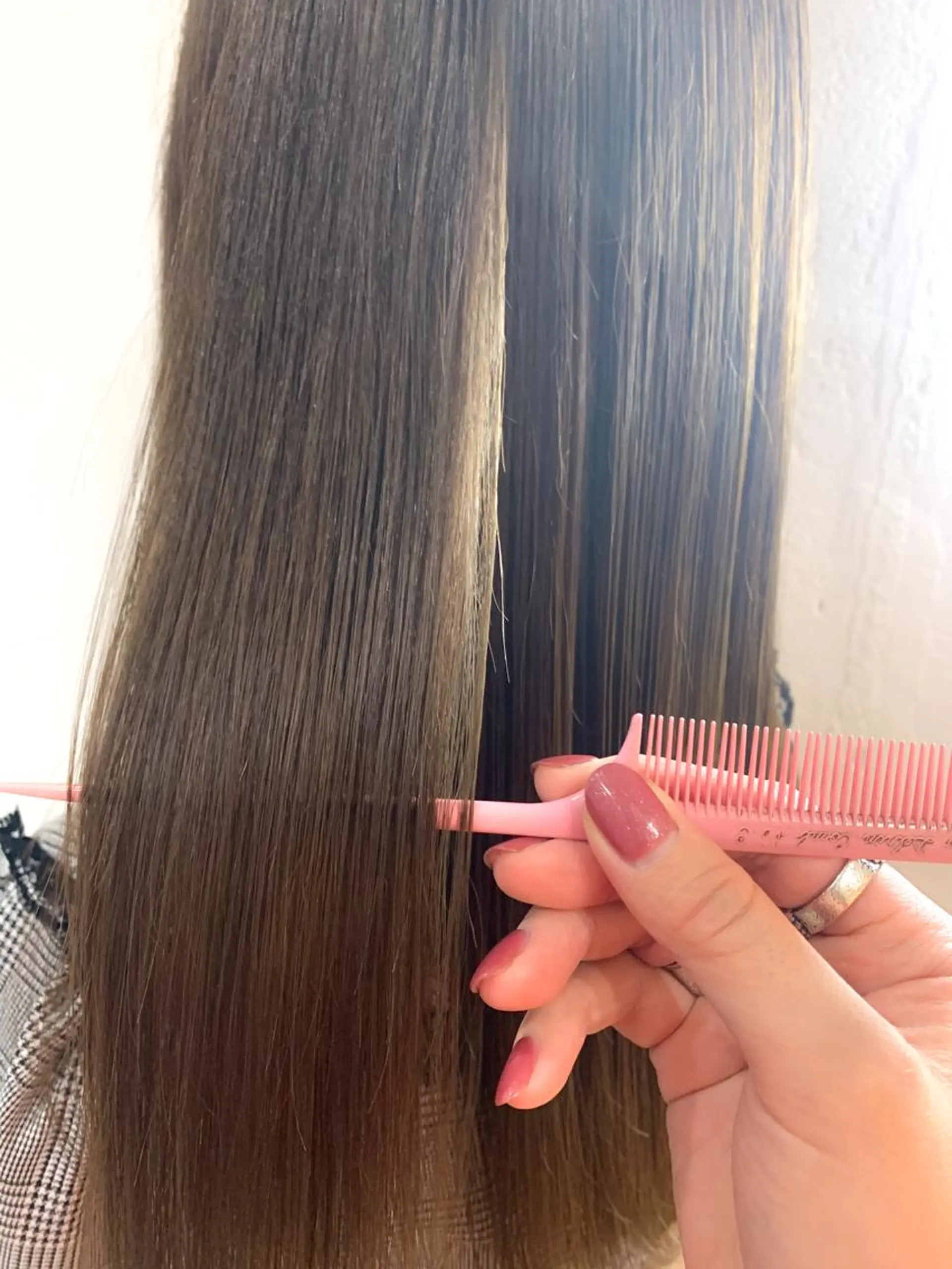 セミロング トリートメント HAIR WORKS HELM所属・ショート✨ボブ✨代表 新田見美仁のヘアスタイル