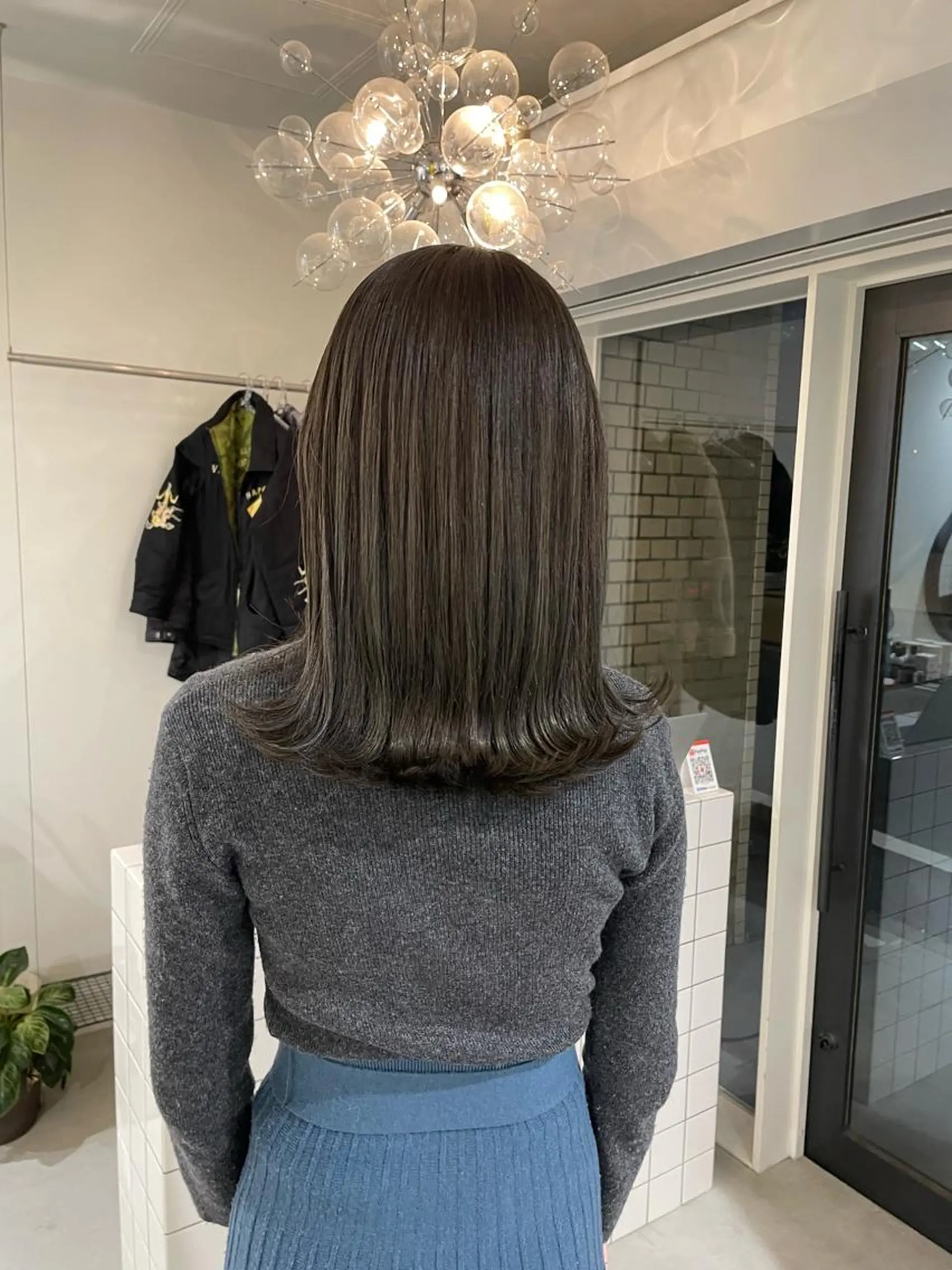 ミディアム Koto🌿 ブリーチなしカラーのヘアスタイル