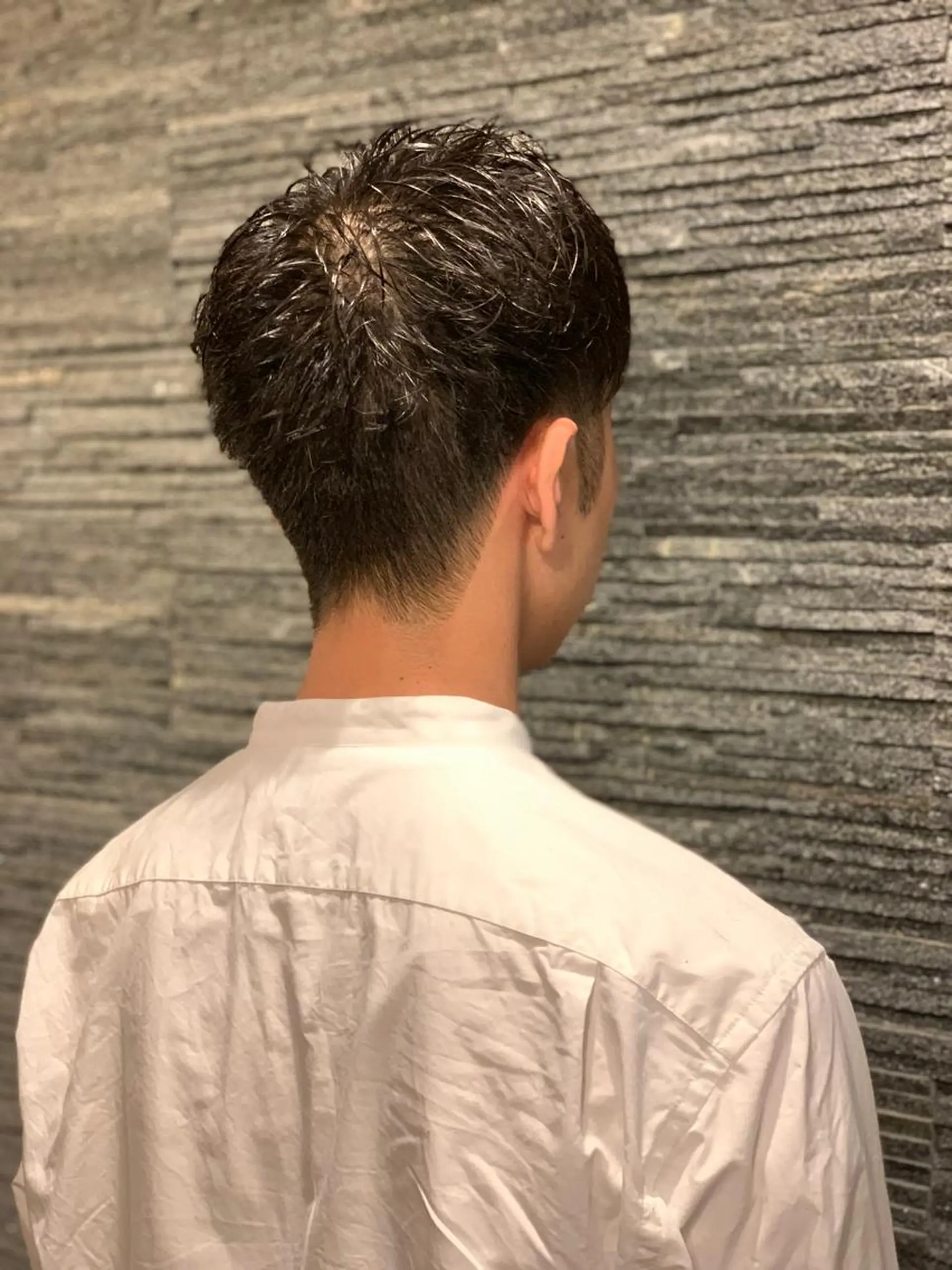 ミディアム メンズ HIROGINZAプレミアムバーバー赤坂店所属・田中 千恩のヘアスタイル