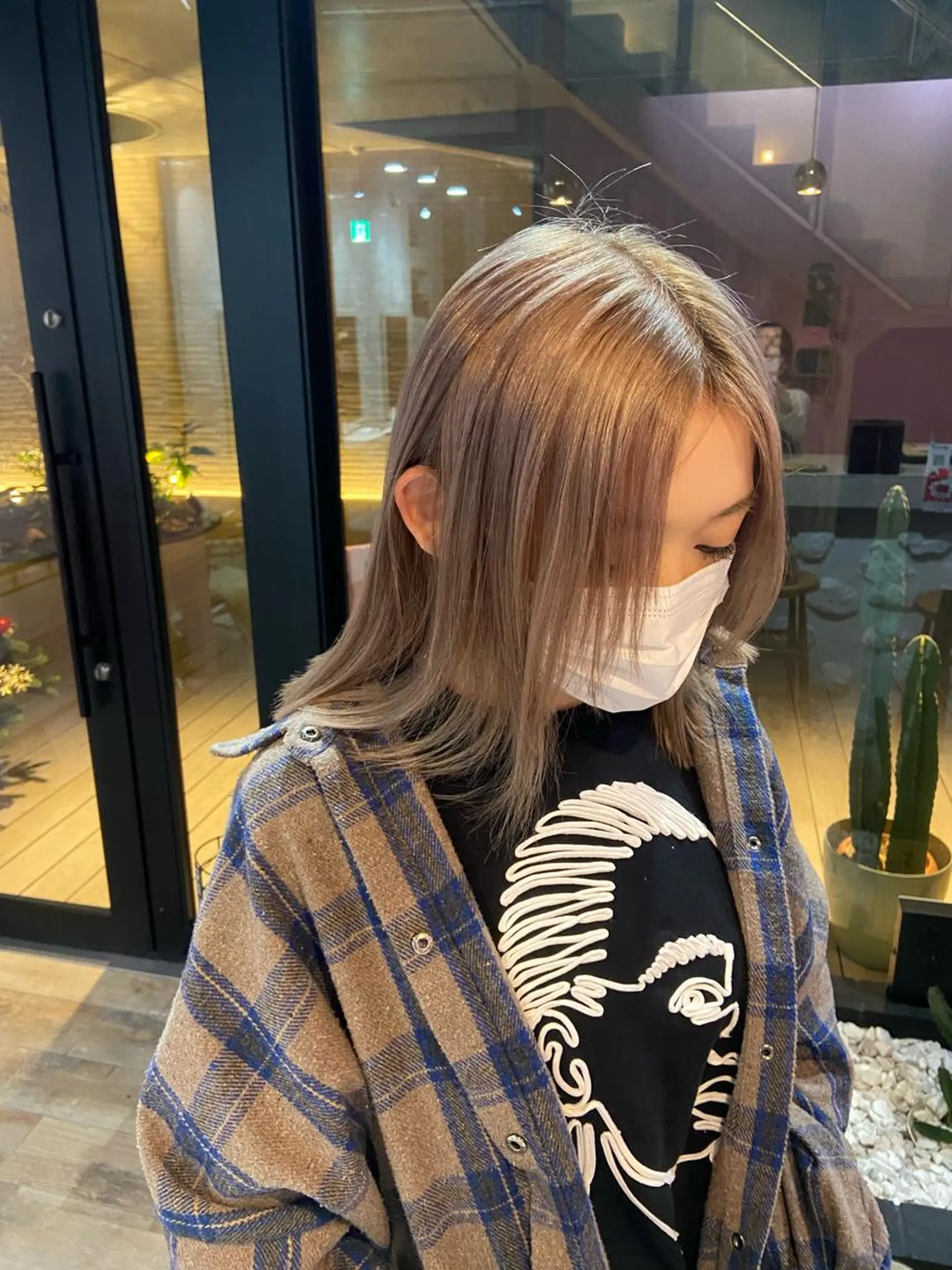 カラー バレイヤージュ ベージュカラー ブリーチ デザインカラー ハイライトカラー 艶感透明感カラー🤍 hinaのヘアスタイル