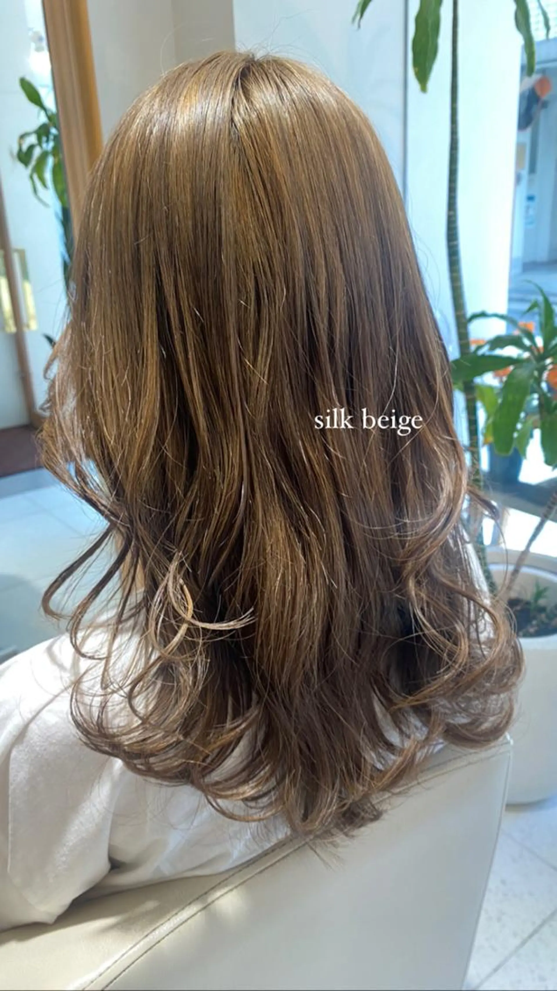 セミロング カラー 安永 涼のヘアスタイル