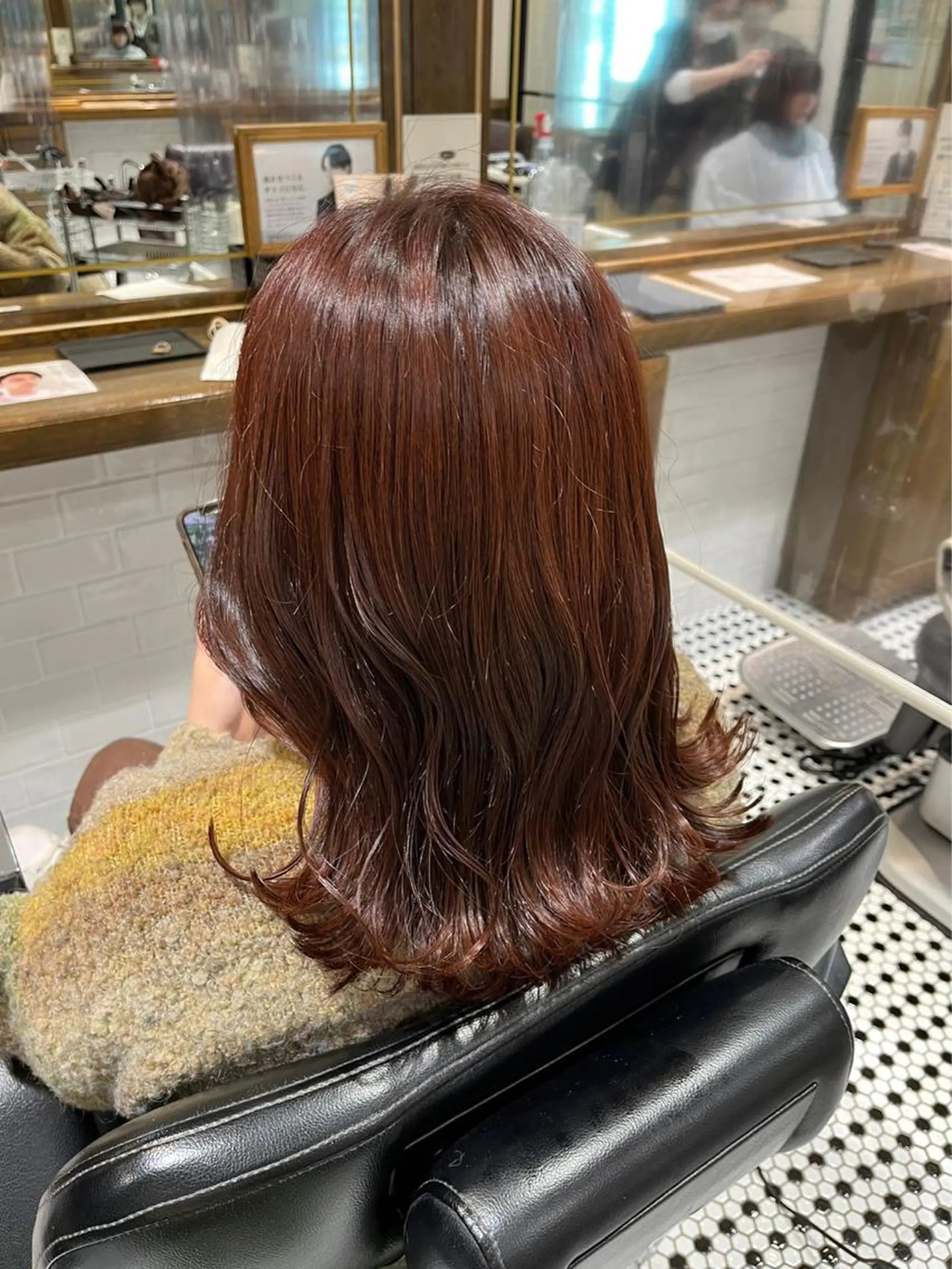 セミロング カラー バレイヤージュ ブリーチ ケアブリーチ 透明感カラー デザインカラー 💙ルル💙 ハイトーン/レイヤーのヘアスタイル