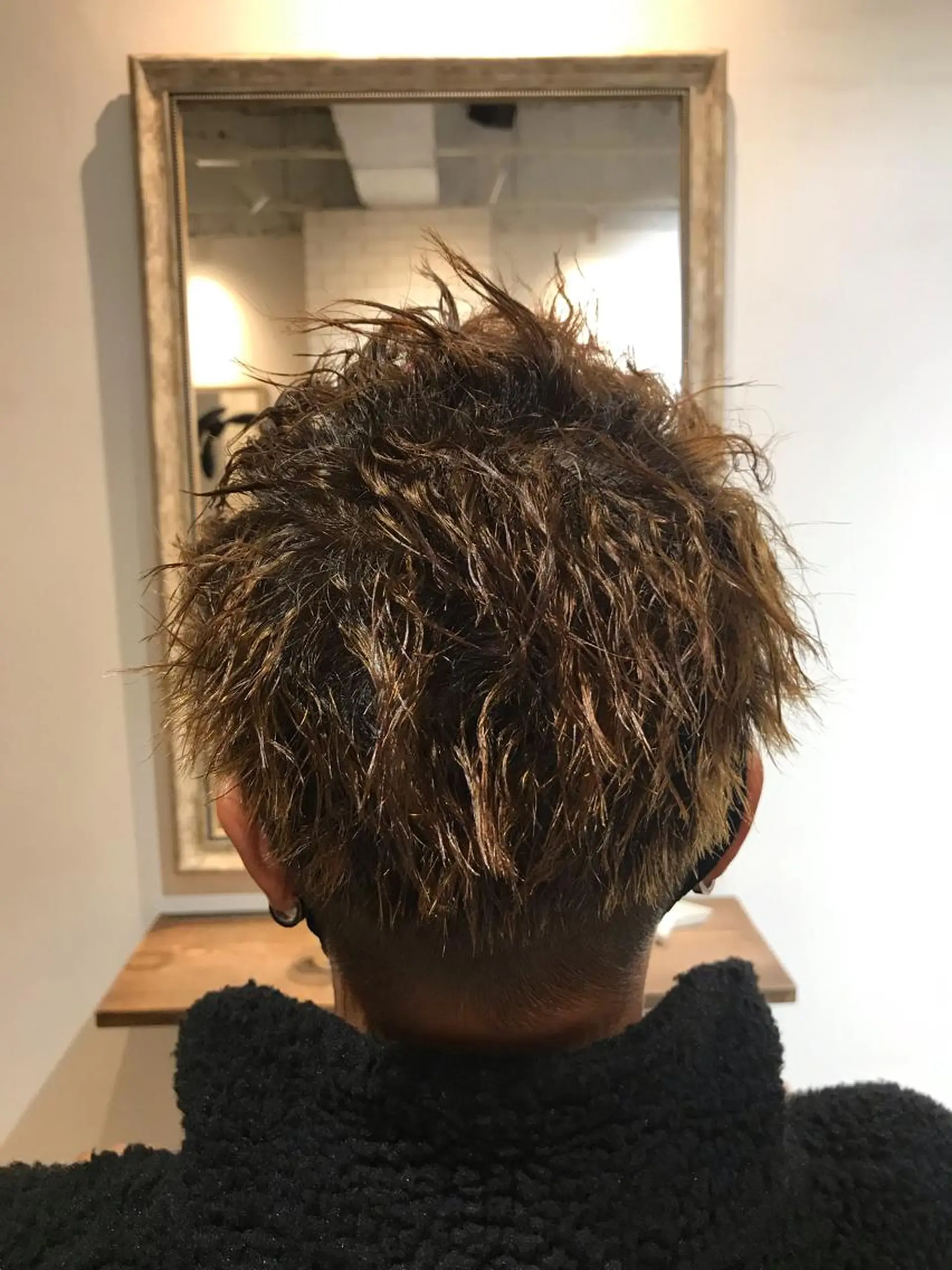 パーマ メンズ メンズパーマ メンズツイストパーマ ツイストパーマ 渋谷 メンズヘア⭐️ タニグチヨシユキのヘアスタイル